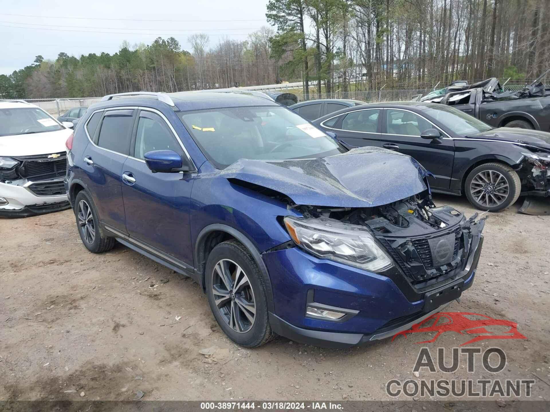 NISSAN ROGUE 2017 - JN8AT2MT4HW145163