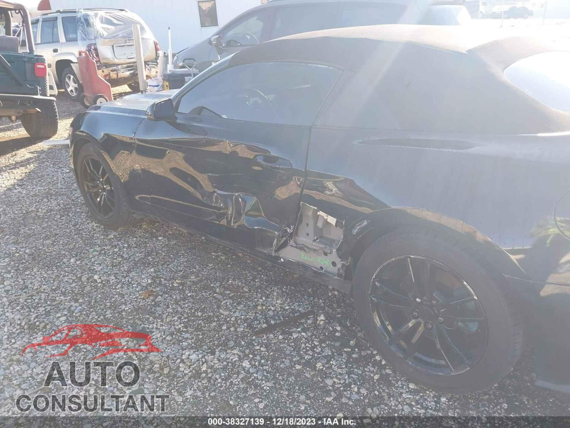 FORD MUSTANG 2017 - 1FATP8UH2H5220218