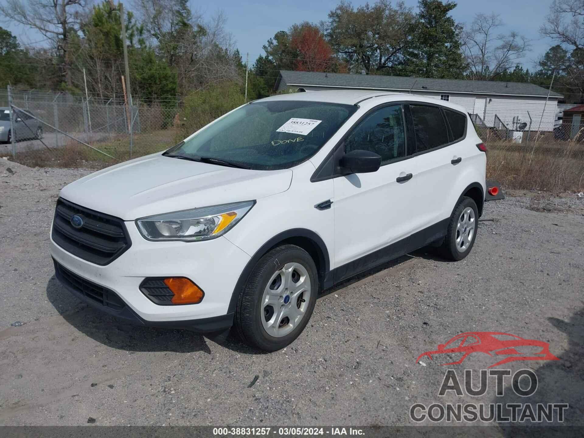 FORD ESCAPE 2017 - 1FMCU0F7XHUA68991