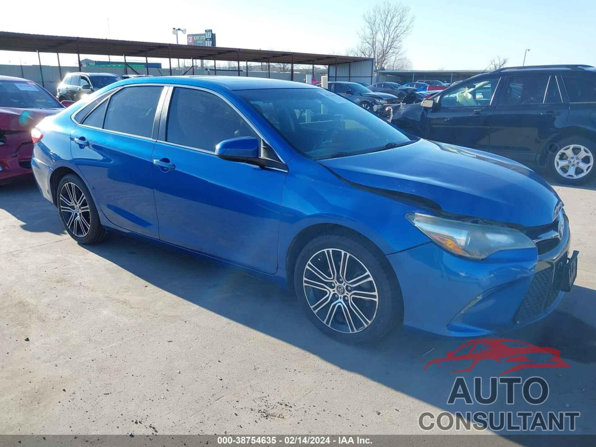 TOYOTA CAMRY 2016 - 4T1BF1FK9GU561415