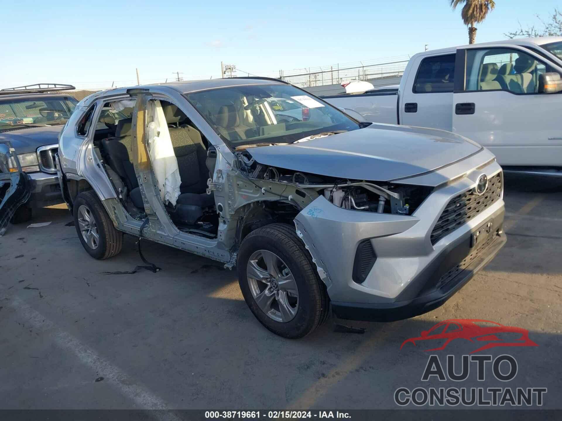 TOYOTA RAV4 2023 - 2T3W1RFV9PW239230