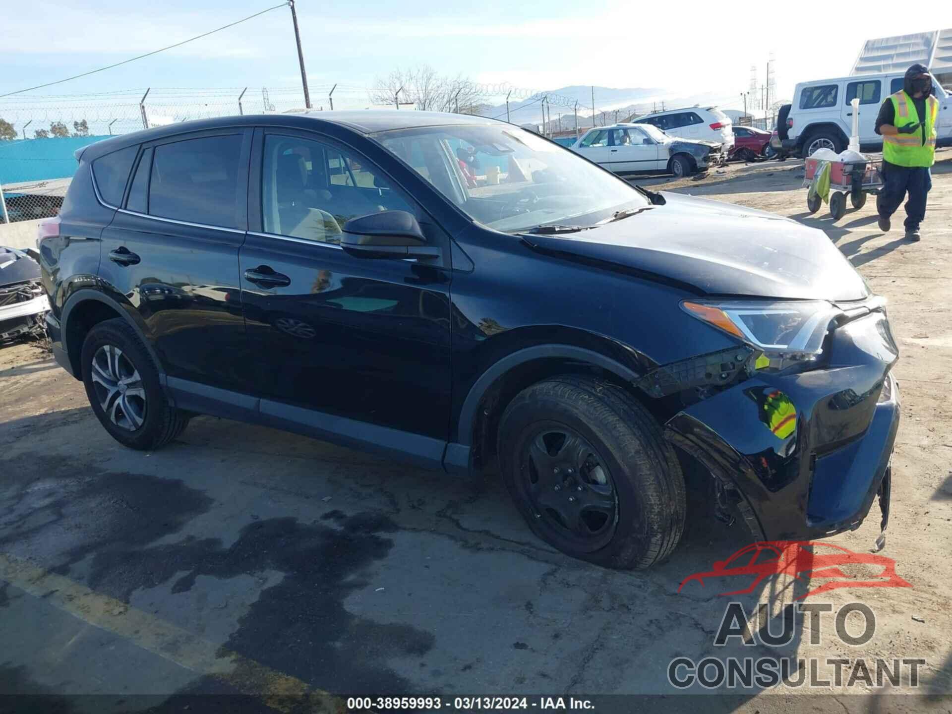 TOYOTA RAV4 2017 - 2T3ZFREV3HW391344