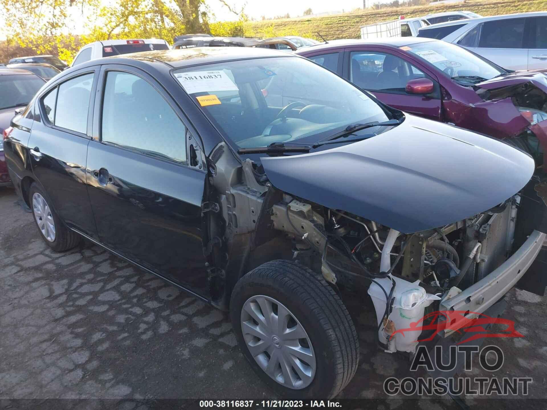 NISSAN VERSA 2019 - 3N1CN7AP0KL862355