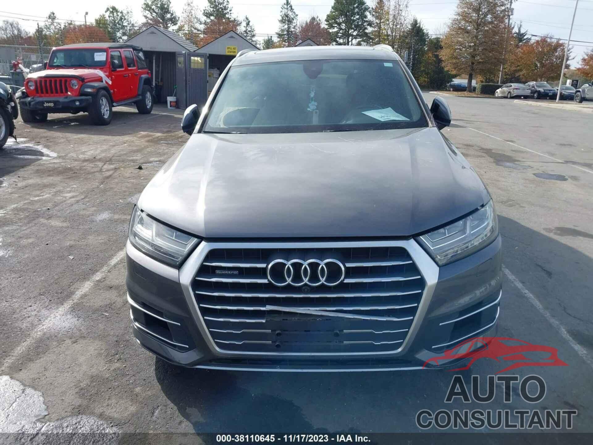 AUDI Q7 2019 - WA1LAAF71KD001586