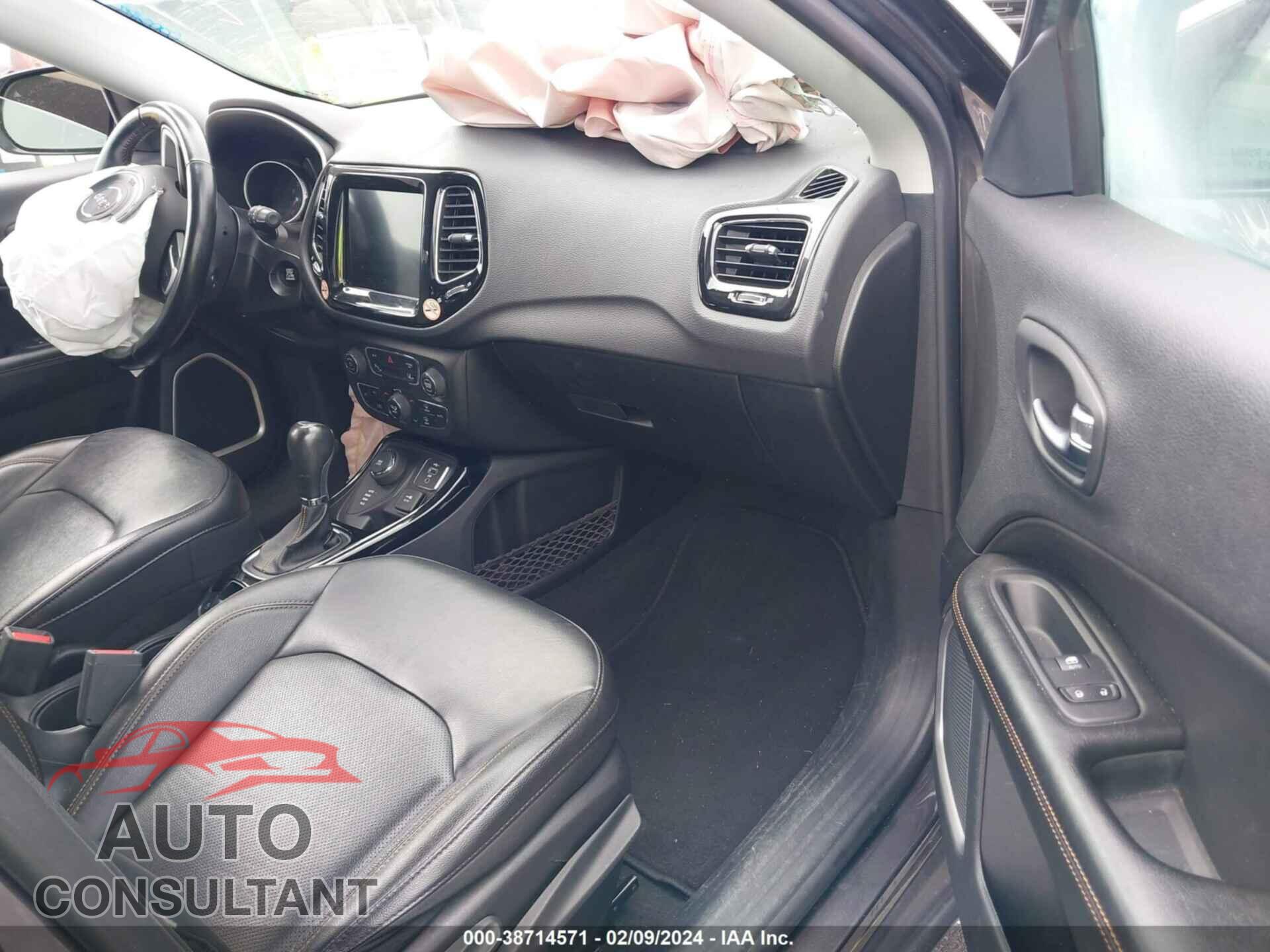 JEEP COMPASS 2021 - 3C4NJDCB9MT519810