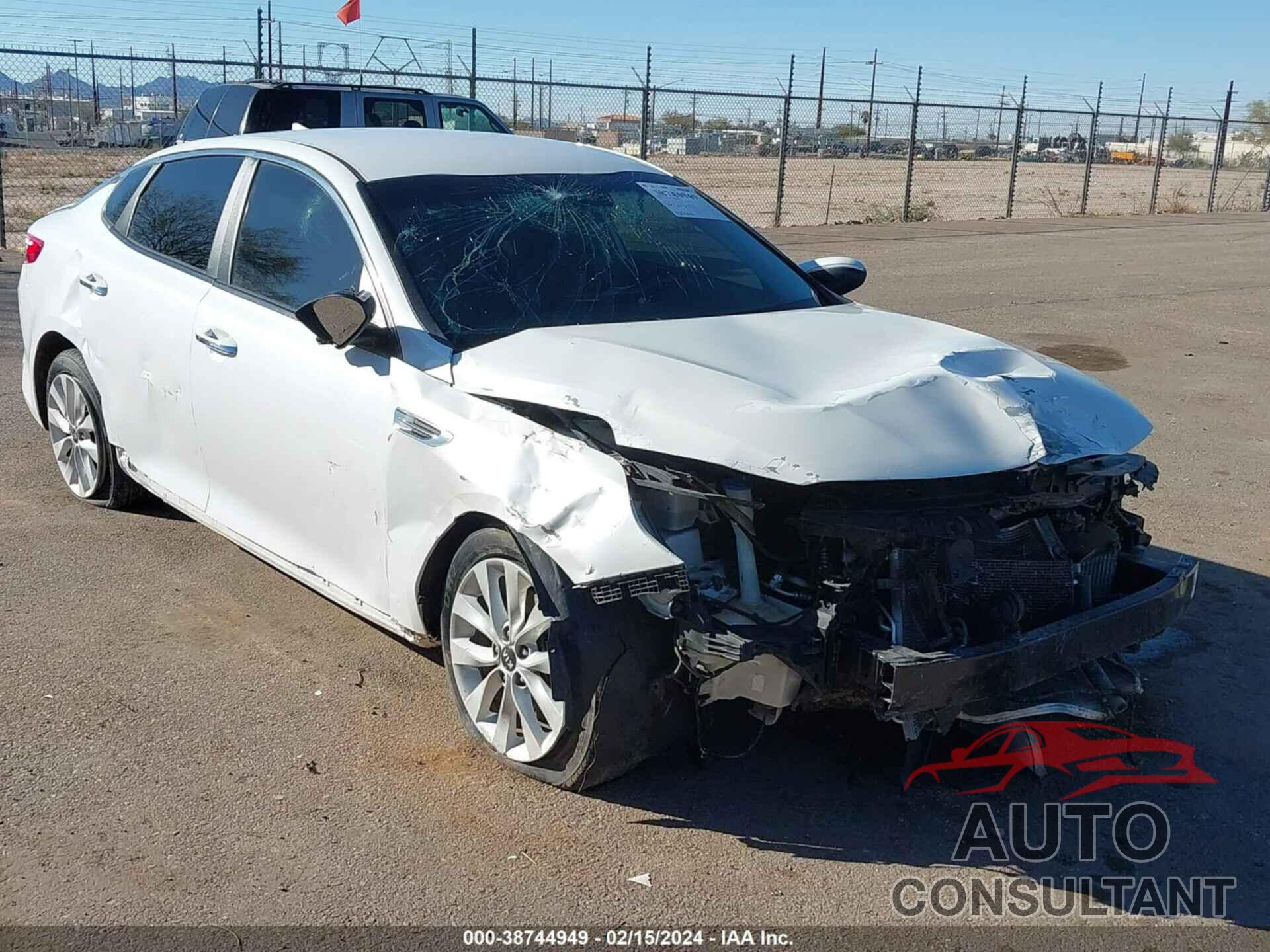KIA OPTIMA 2016 - 5XXGT4L18GG041356