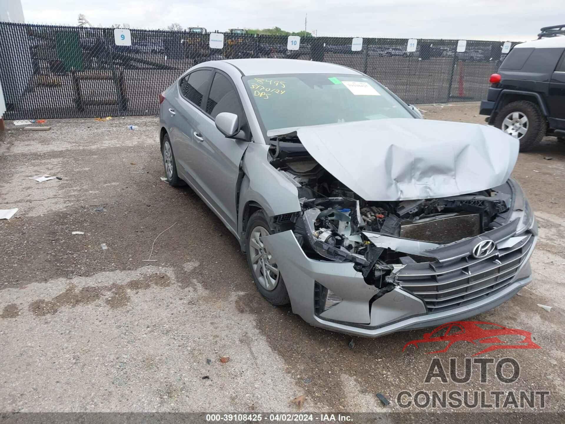 HYUNDAI ELANTRA 2020 - KMHD74LF9LU017425