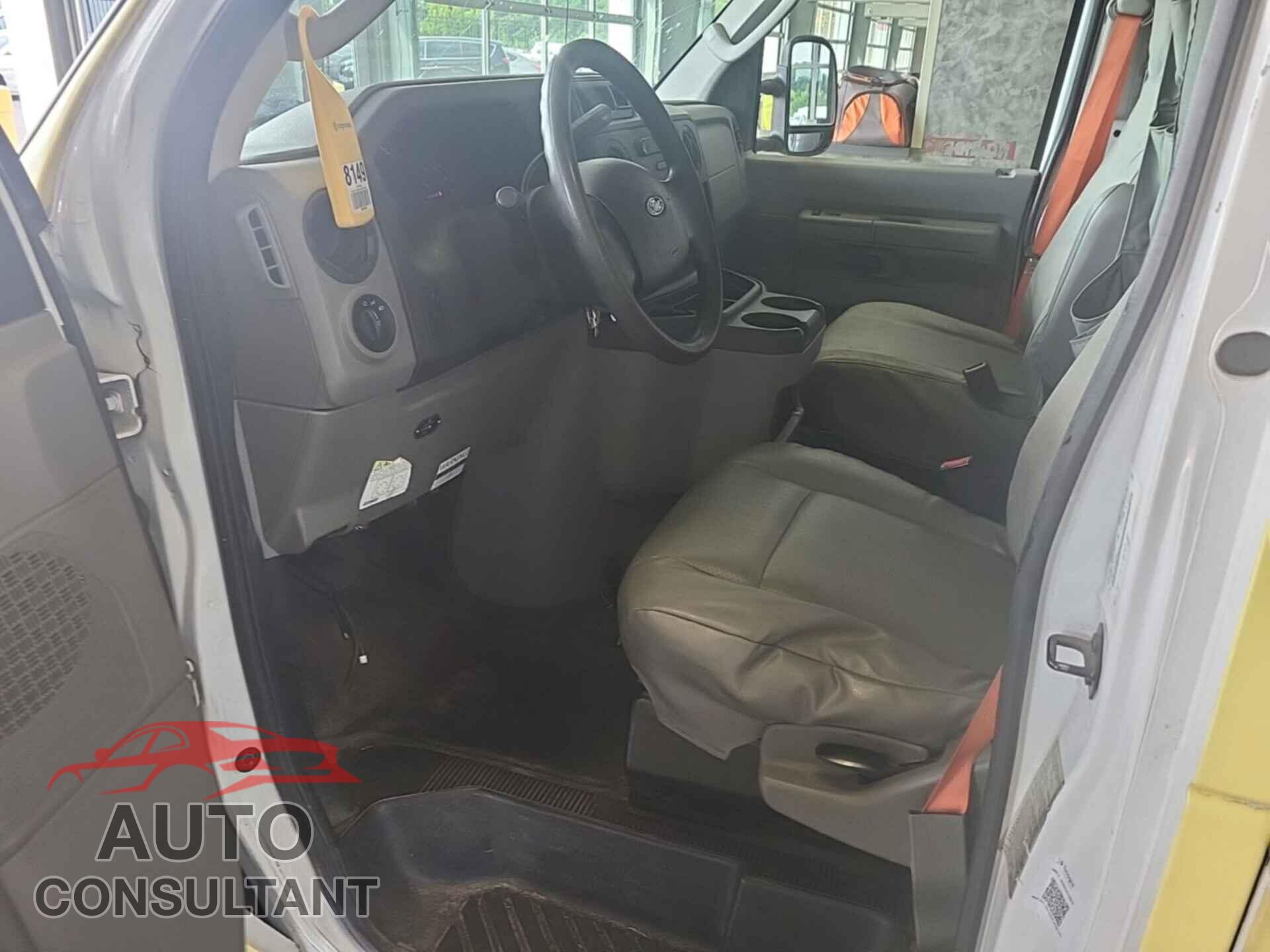 FORD ECONOLINE 2017 - 1FDXE4FS9HDC68643
