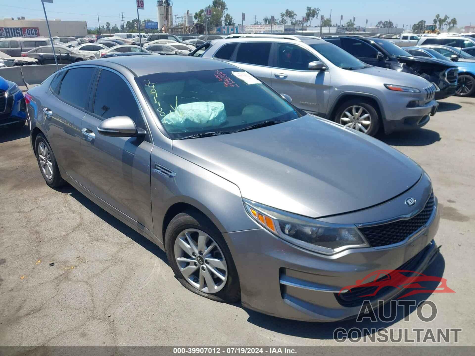 KIA OPTIMA 2018 - 5XXGT4L30JG266041