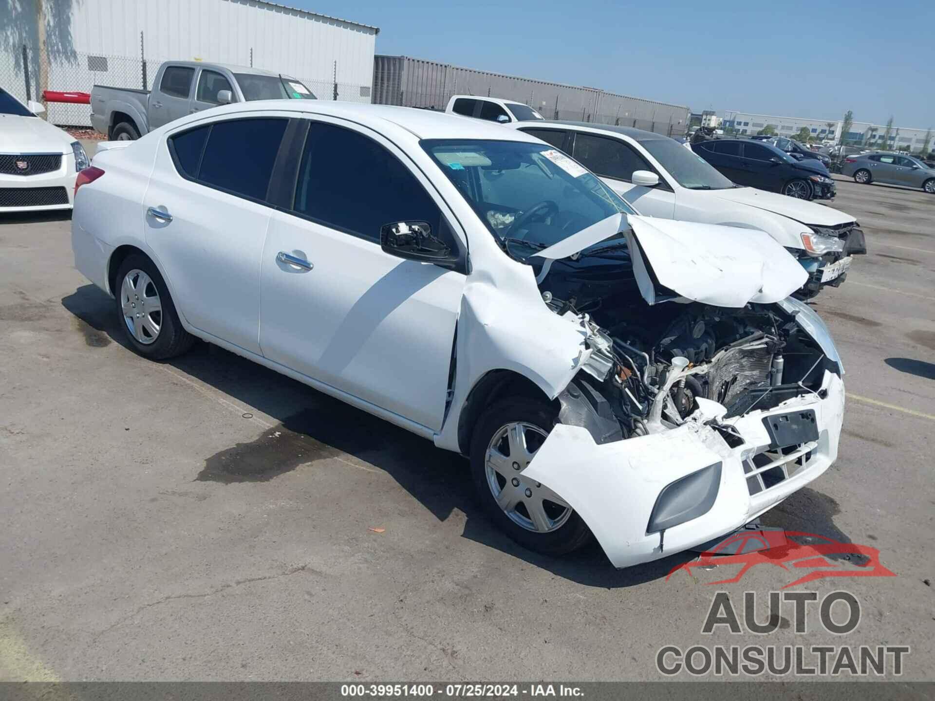 NISSAN VERSA 2017 - 3N1CN7AP0HK414230