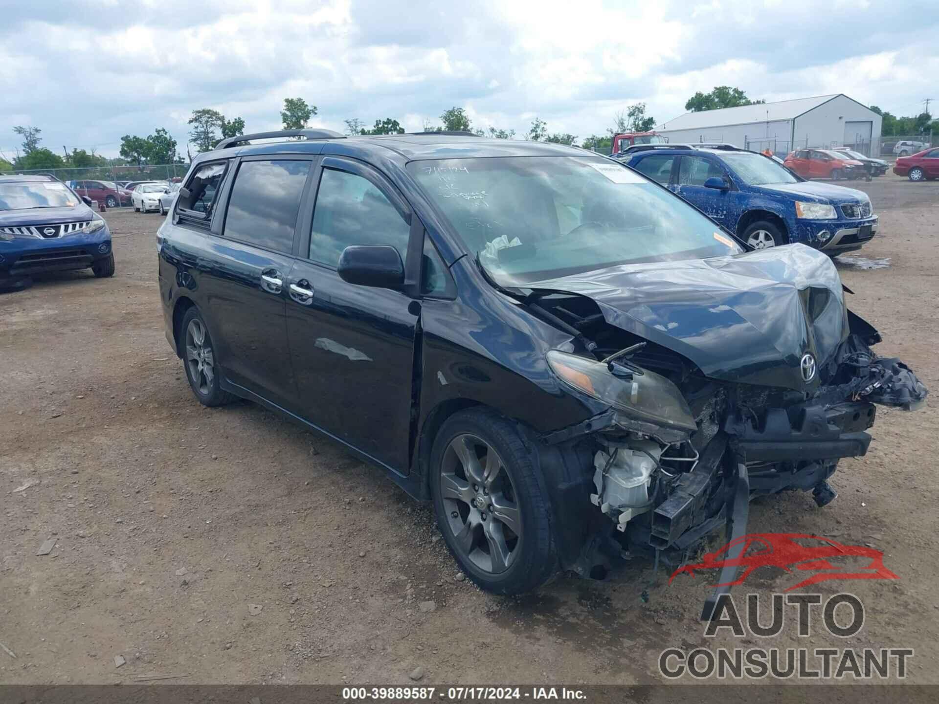 TOYOTA SIENNA 2016 - 5TDXK3DC4GS697789