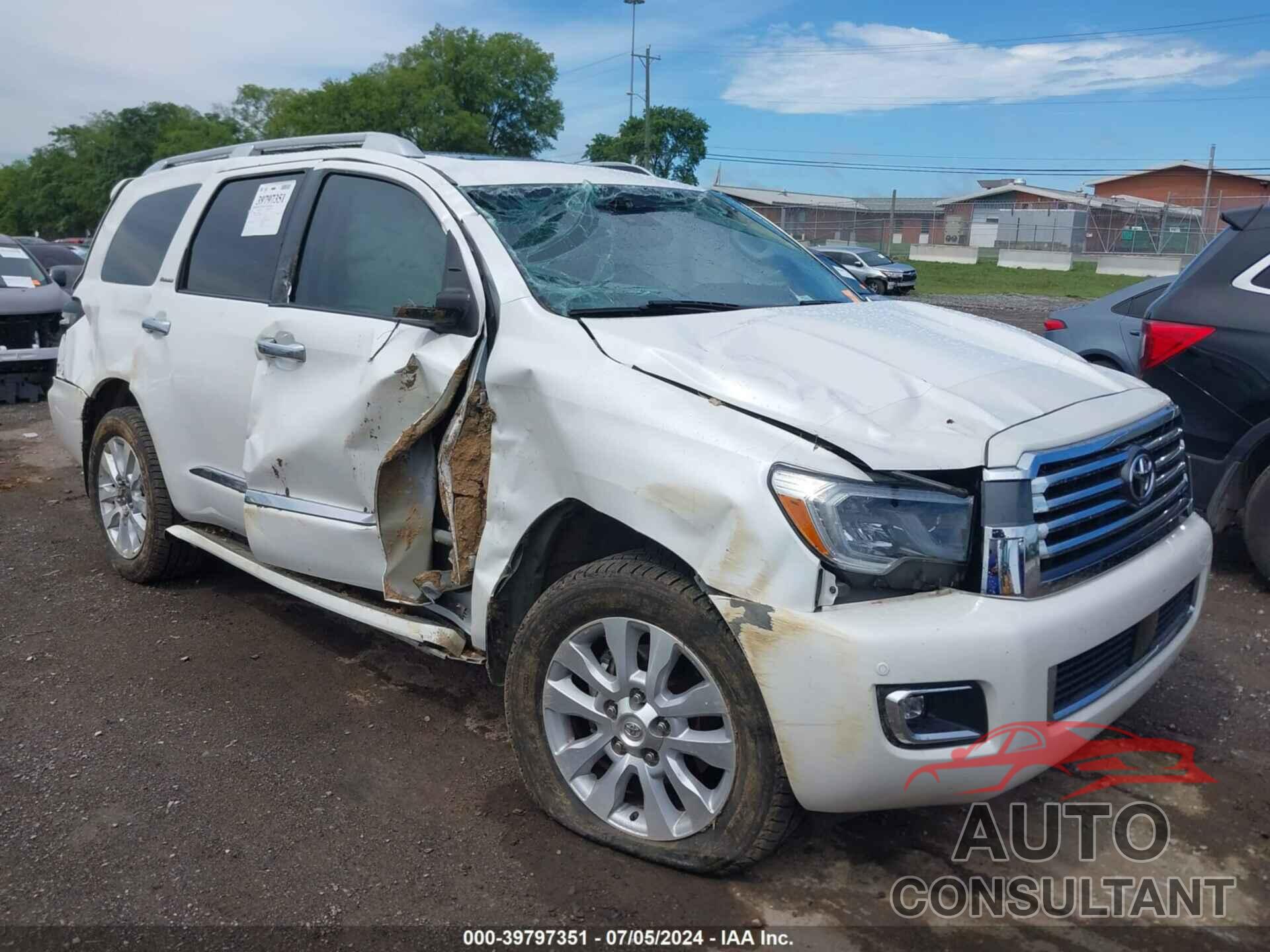 TOYOTA SEQUOIA 2018 - 5TDDY5G10JS159220