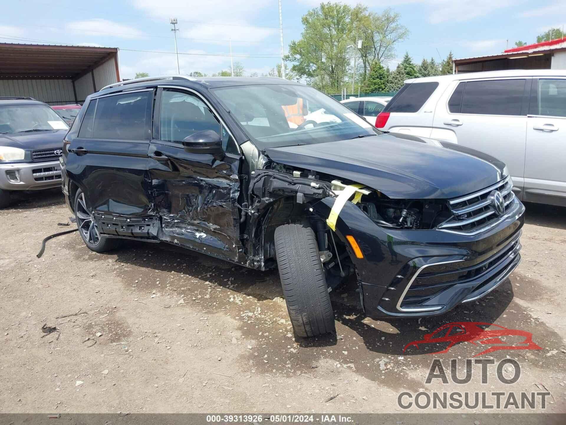 VOLKSWAGEN TIGUAN 2022 - 3VV4B7AX5NM103940