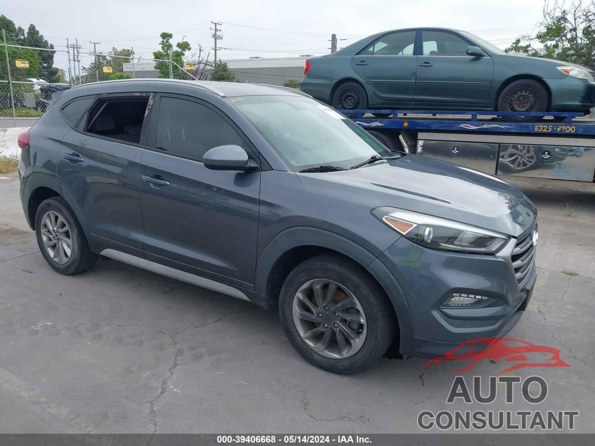 HYUNDAI TUCSON 2018 - KM8J33A43JV767233