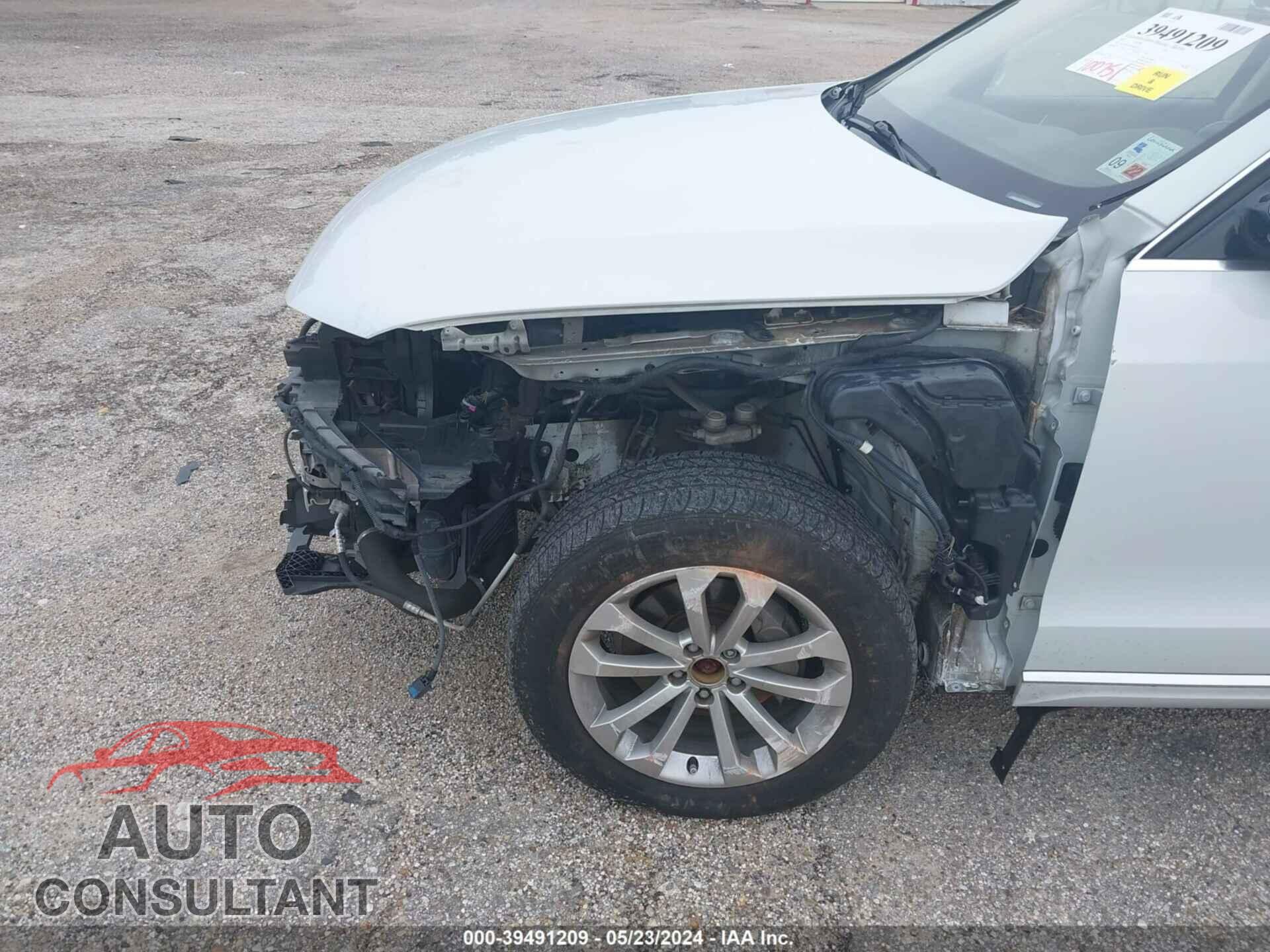 AUDI Q5 2017 - WA1C2AFP4HA042205