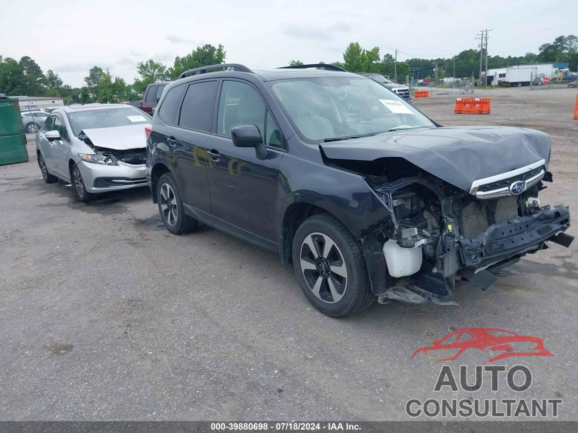 SUBARU FORESTER 2018 - JF2SJAEC3JH611319