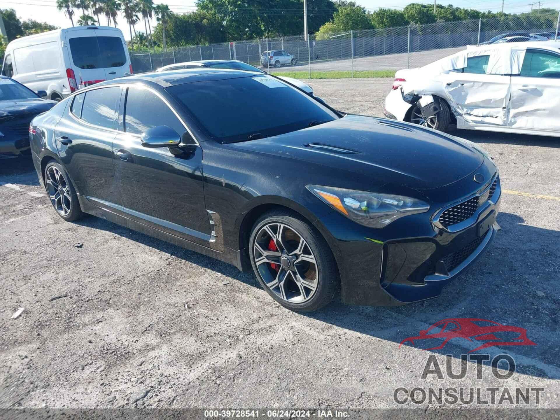 KIA STINGER 2018 - KNAE45LC3J6015603