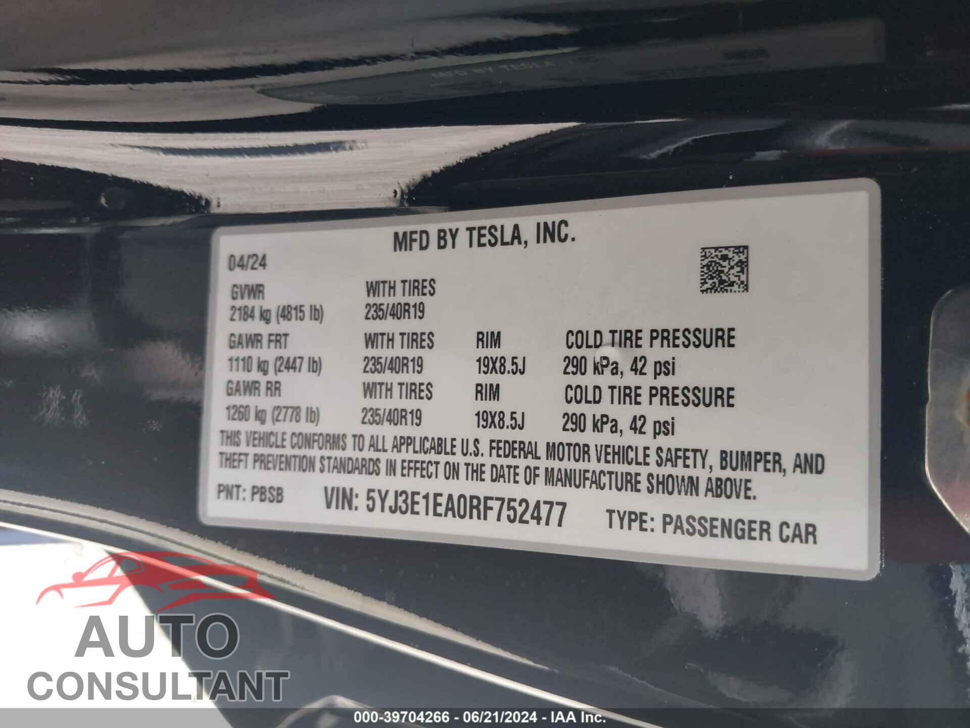 TESLA MODEL 3 2024 - 5YJ3E1EA0RF752477