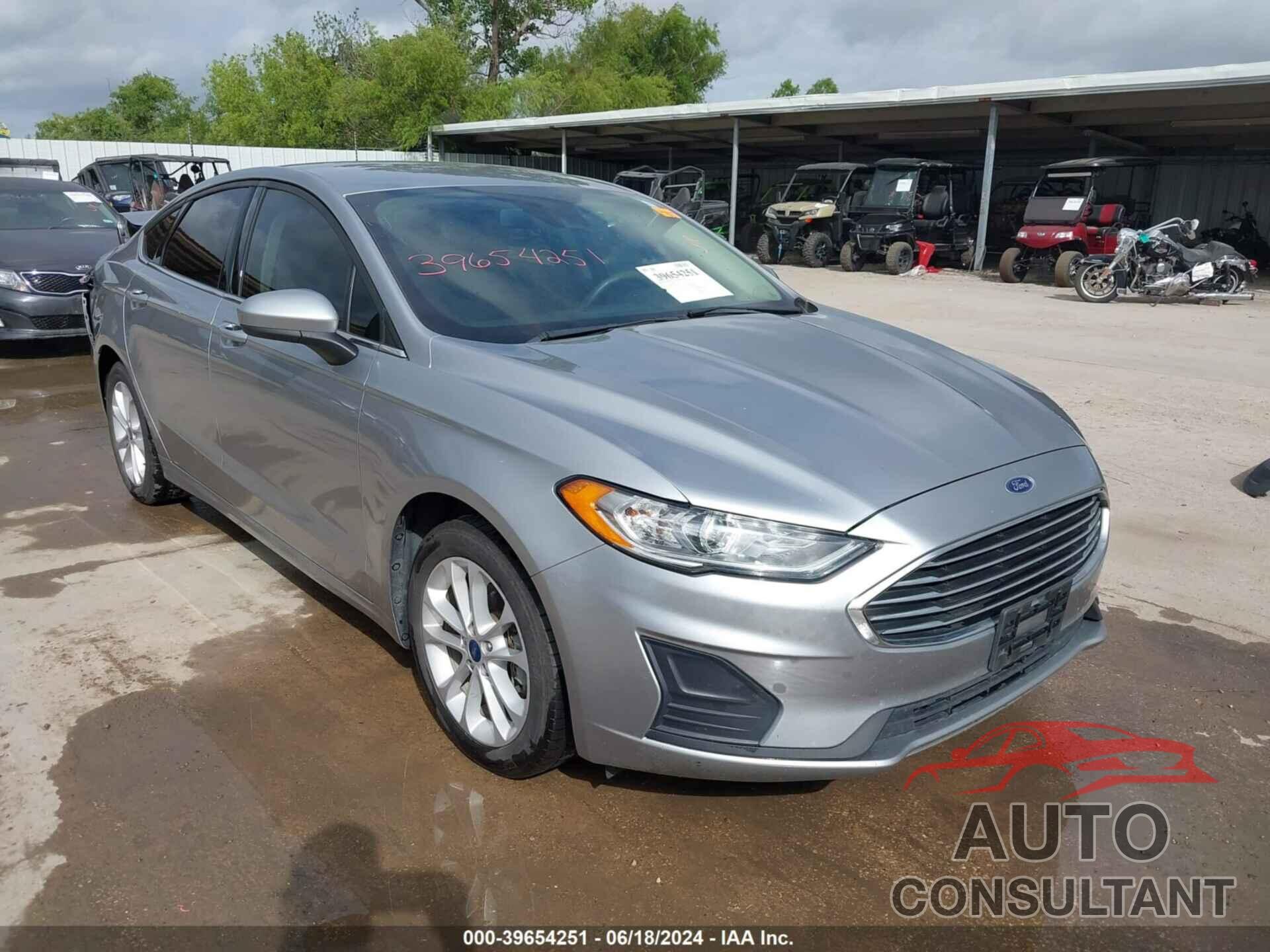 FORD FUSION 2020 - 3FA6P0LU8LR134964