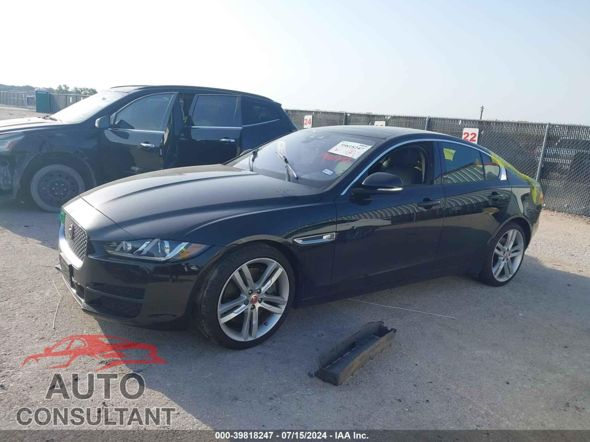 JAGUAR XE 2017 - SAJAD4BV4HCP13357
