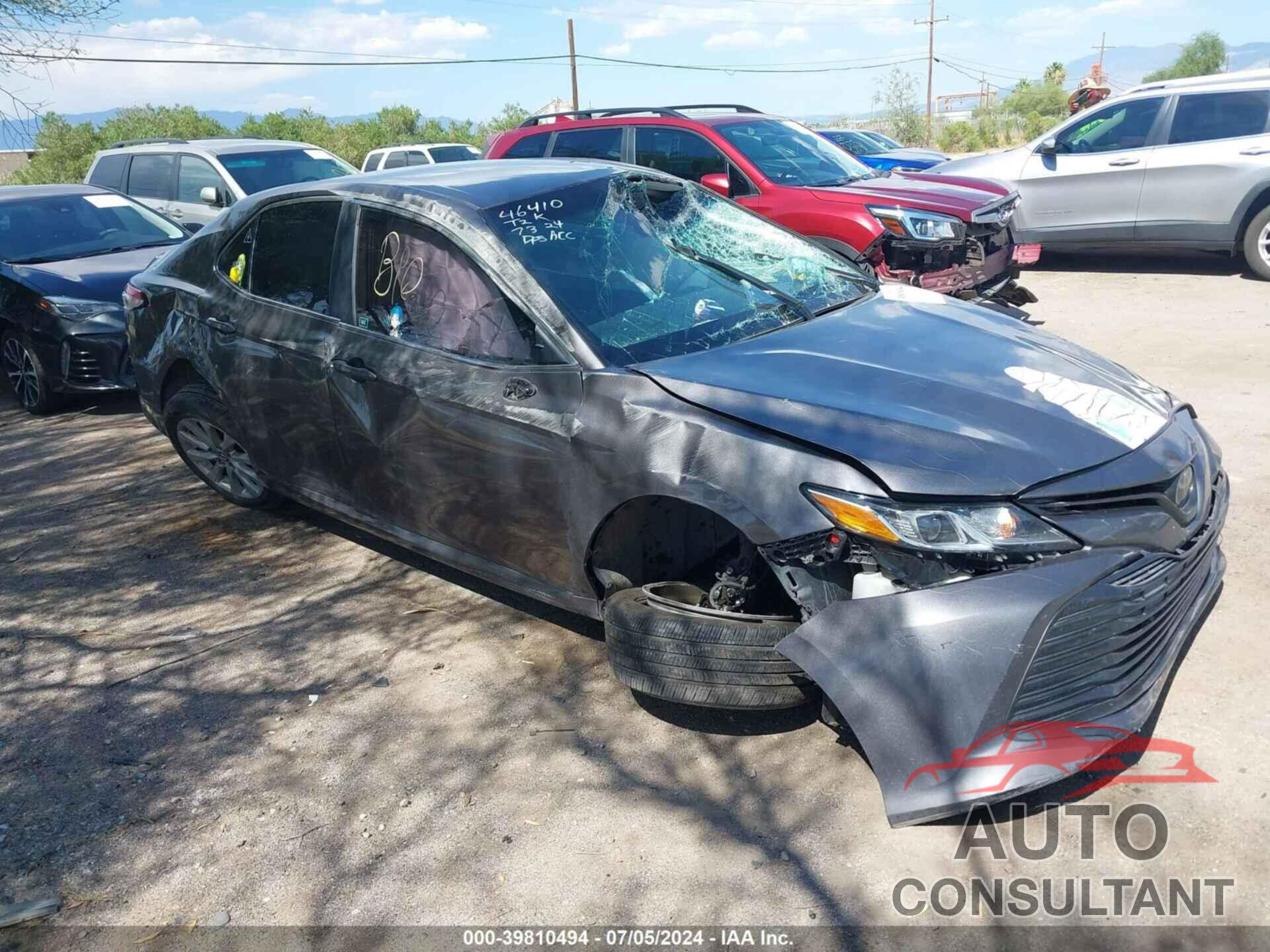 TOYOTA CAMRY 2018 - 4T1B11HK6JU577526