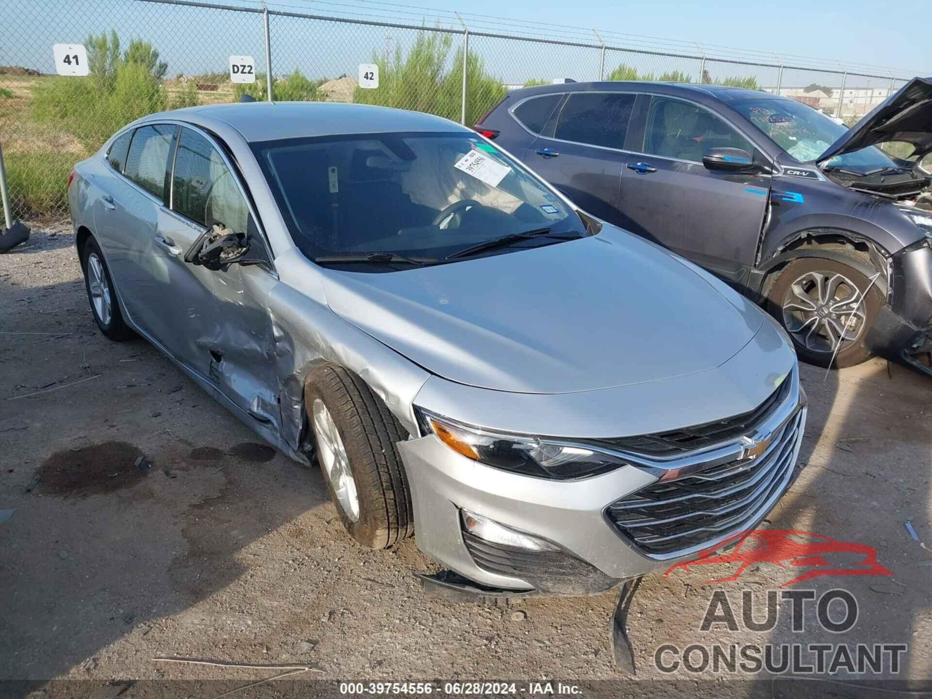 CHEVROLET MALIBU 2020 - 1G1ZB5ST7LF048451