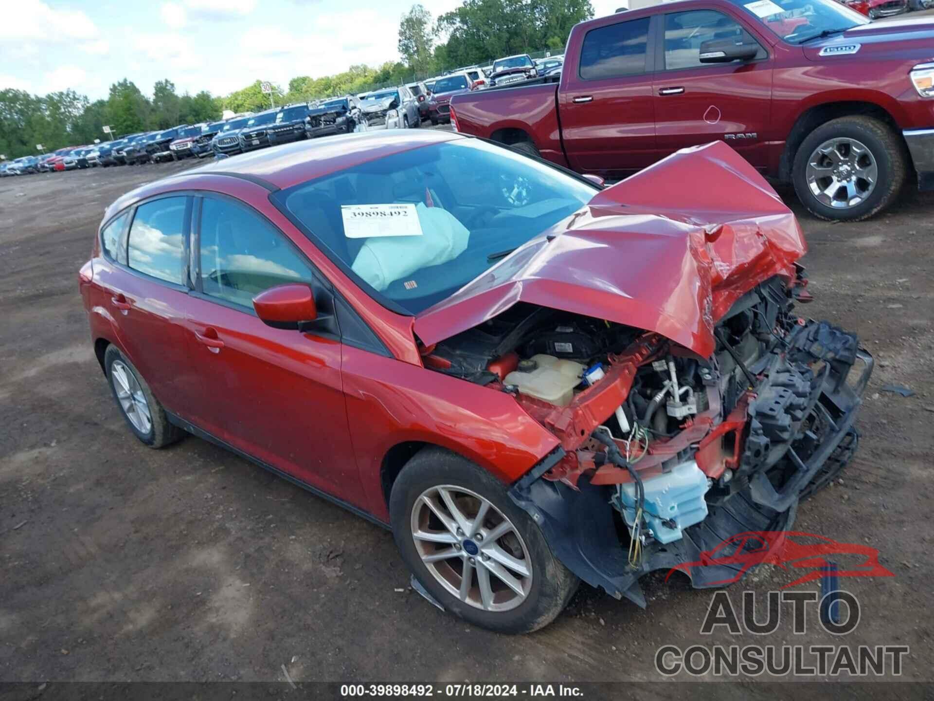 FORD FOCUS 2018 - 1FADP3K20JL251829