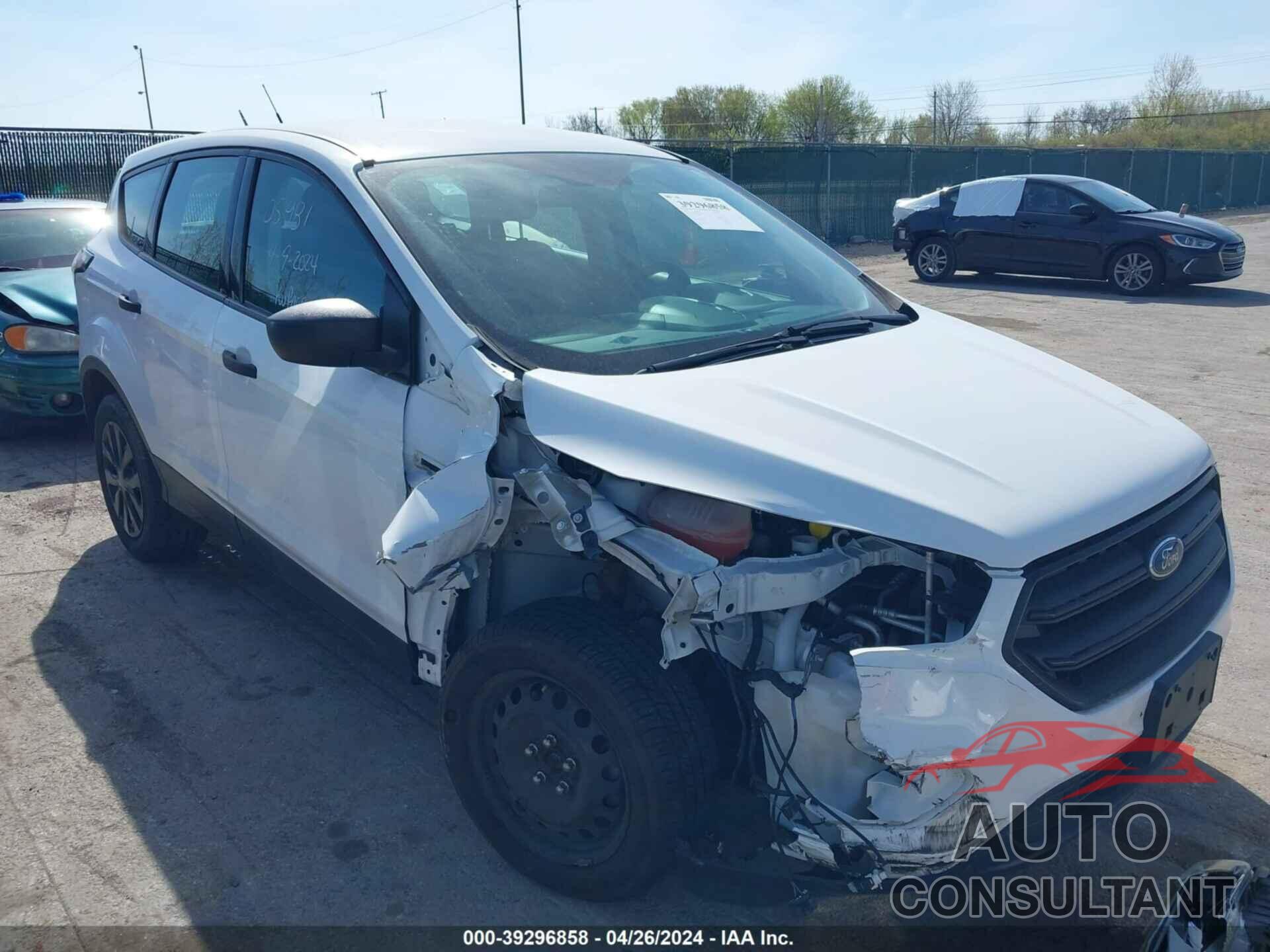 FORD ESCAPE 2017 - 1FMCU0F78HUA58993