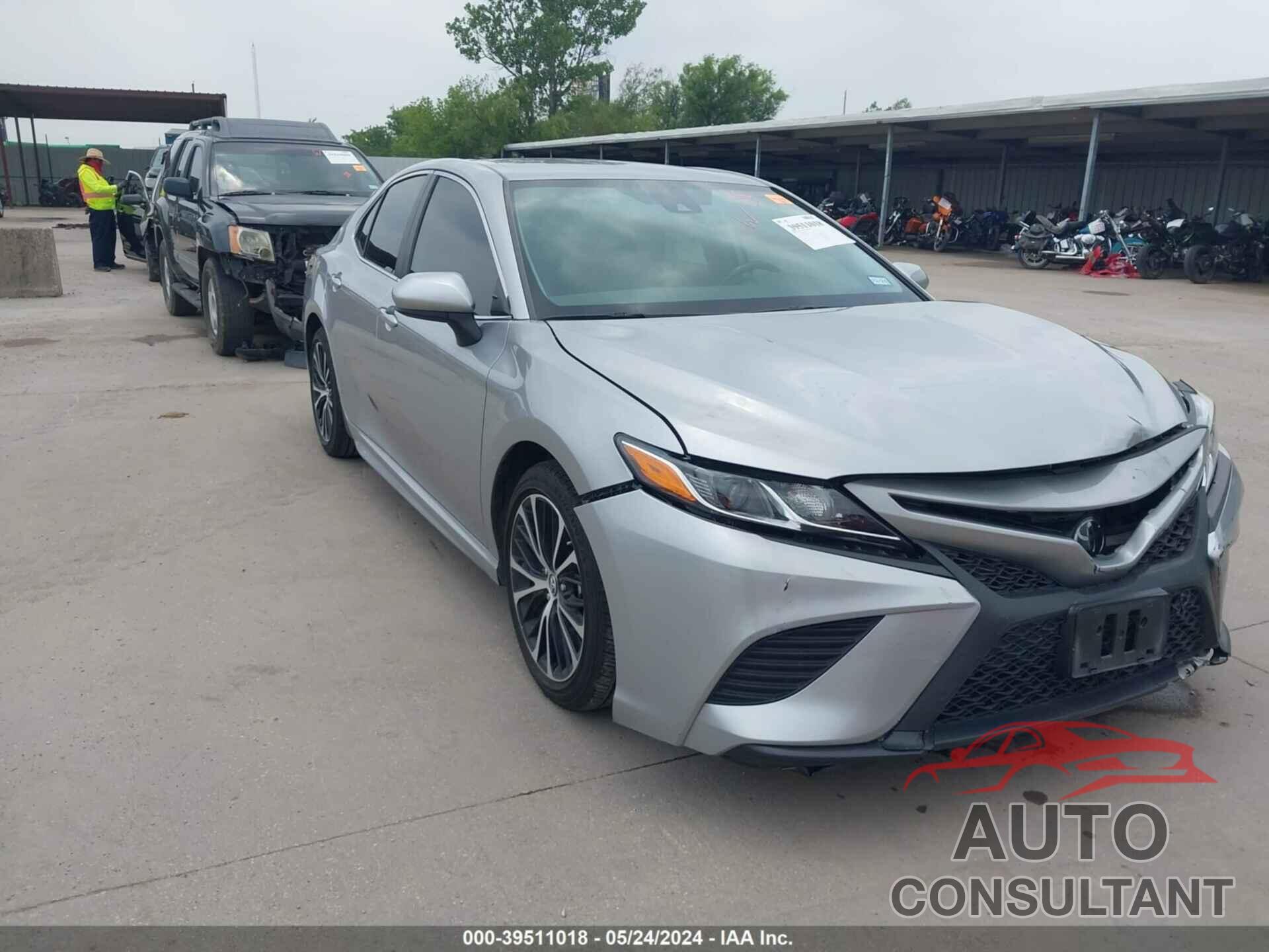 TOYOTA CAMRY 2019 - 4T1B11HK8KU187464