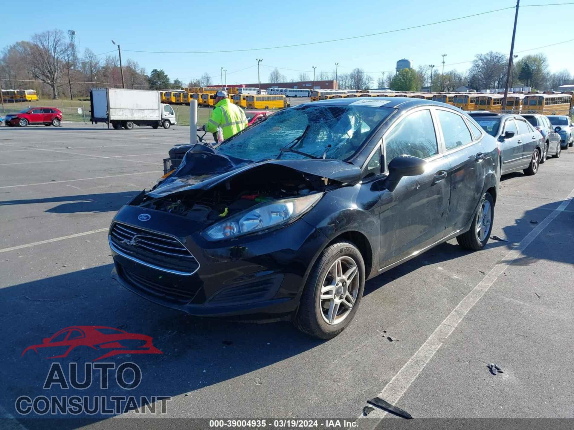 FORD FIESTA 2018 - 3FADP4BJ1JM131663