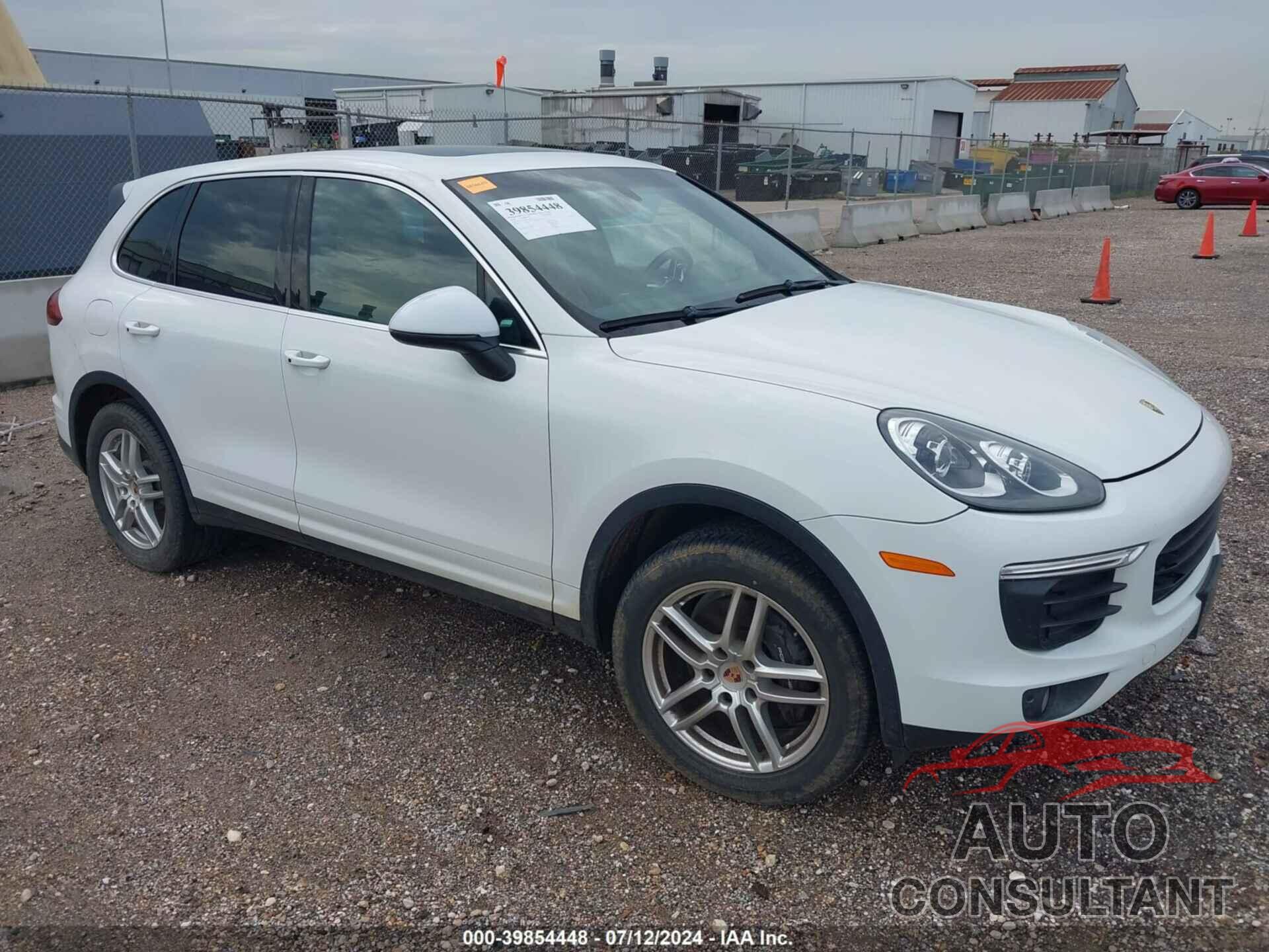 PORSCHE CAYENNE 2016 - WP1AA2A28GLA02955