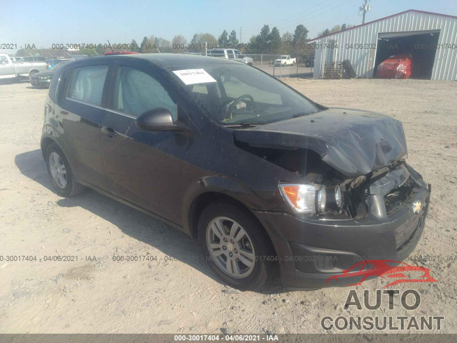 CHEVROLET SONIC 2016 - 1G1JC6SH0G4170307