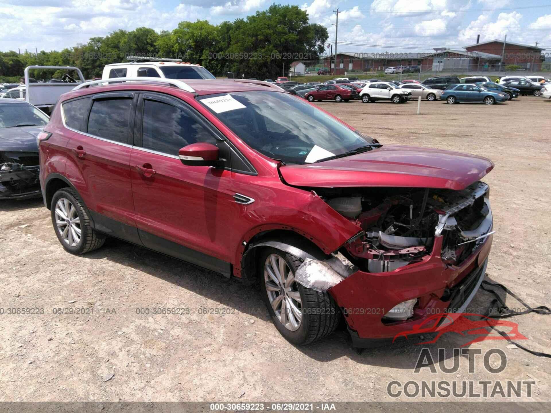FORD ESCAPE 2017 - 1FMCU0JD1HUD34797