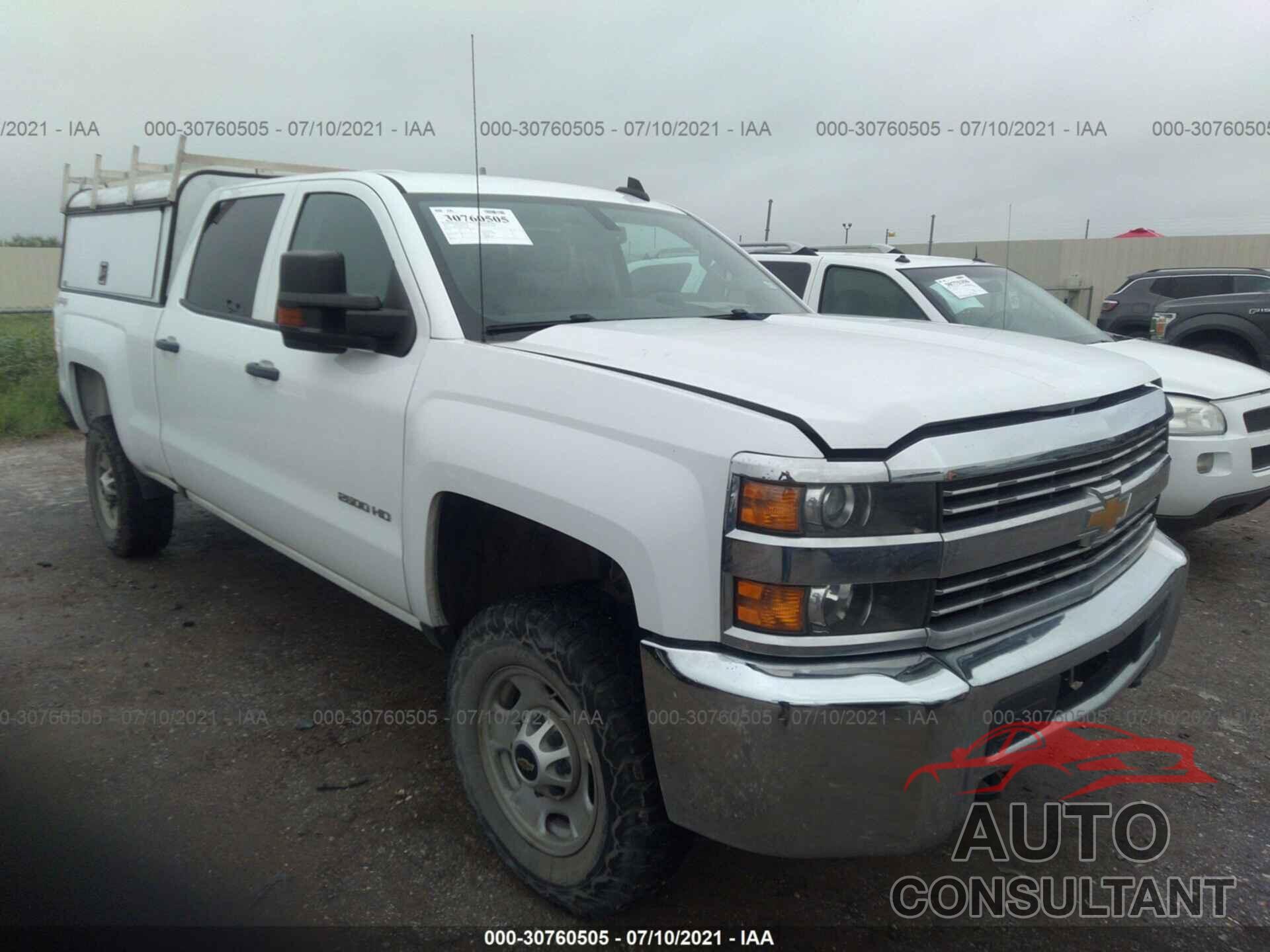 CHEVROLET SILVERADO 2500HD 2017 - 1GC1KUEG8HF122156