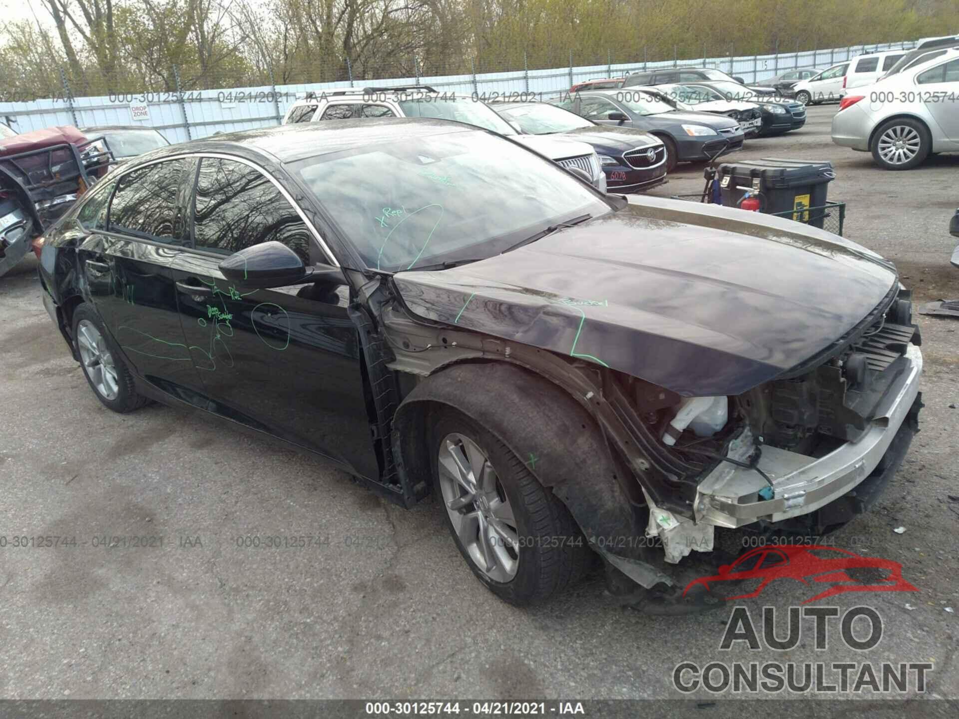 HONDA ACCORD SEDAN 2018 - 1HGCV1F18JA004606