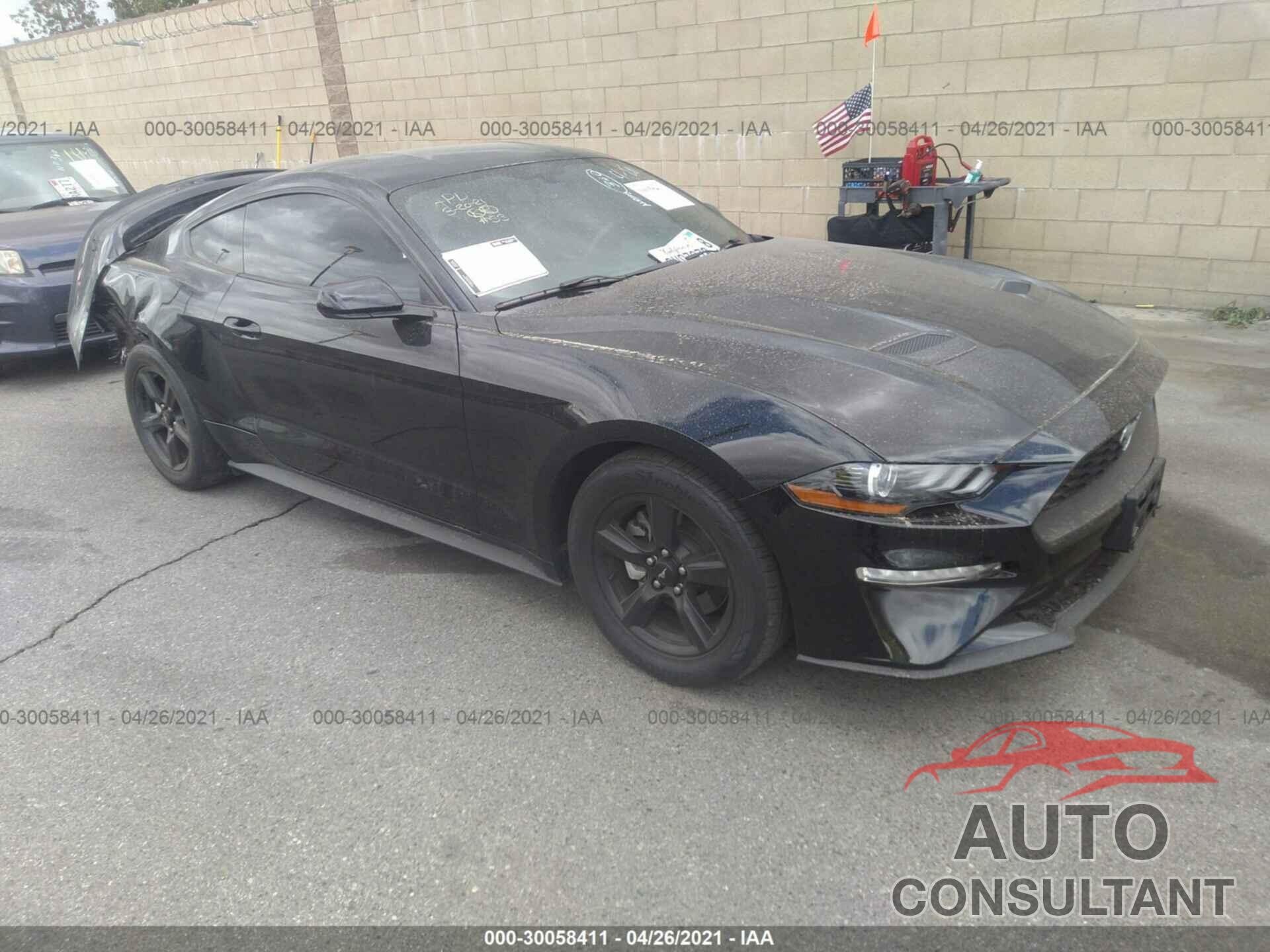 FORD MUSTANG 2018 - 1FA6P8TH5J5109134