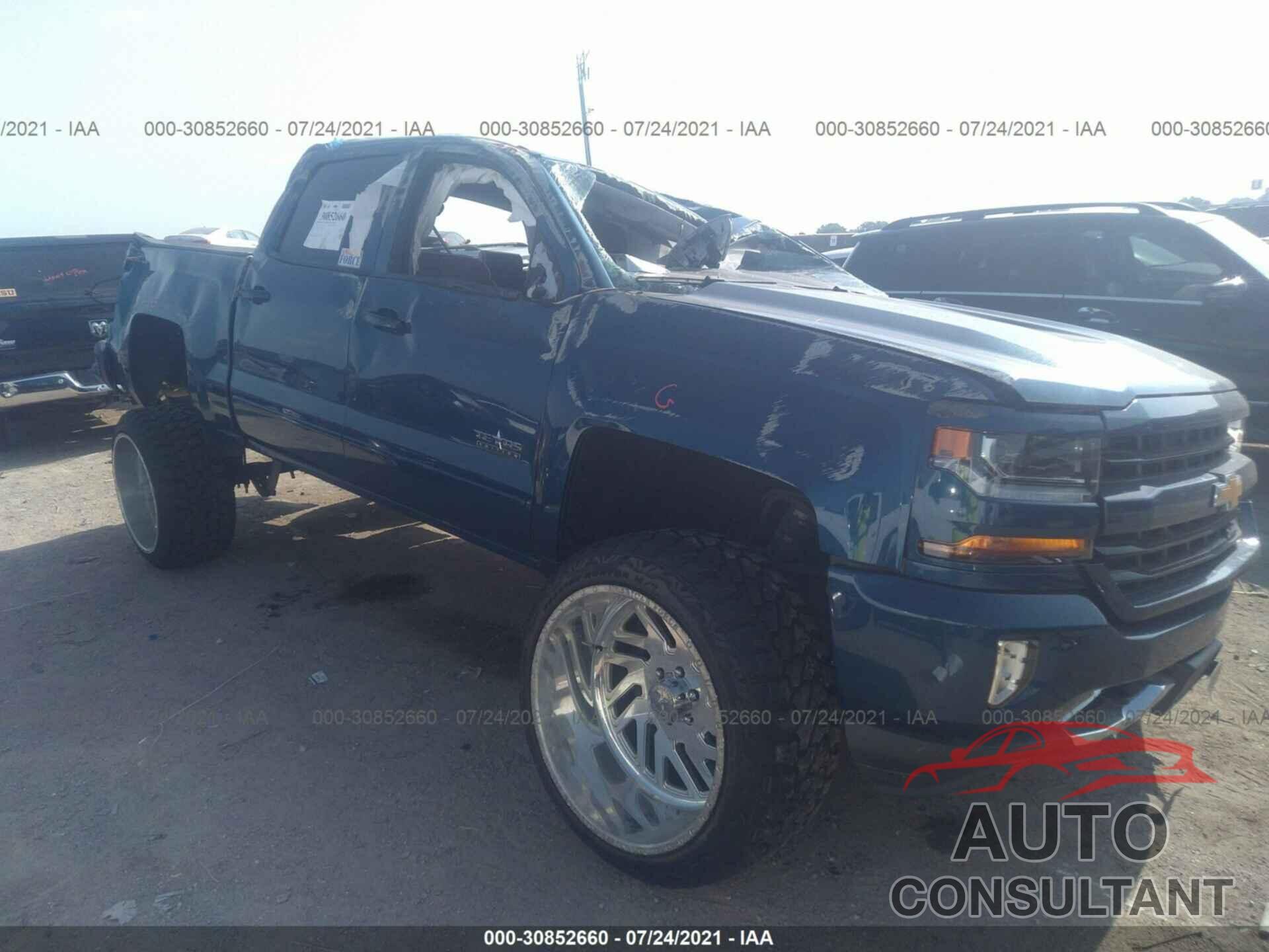 CHEVROLET SILVERADO 1500 2018 - 3GCUKRECXJG181754