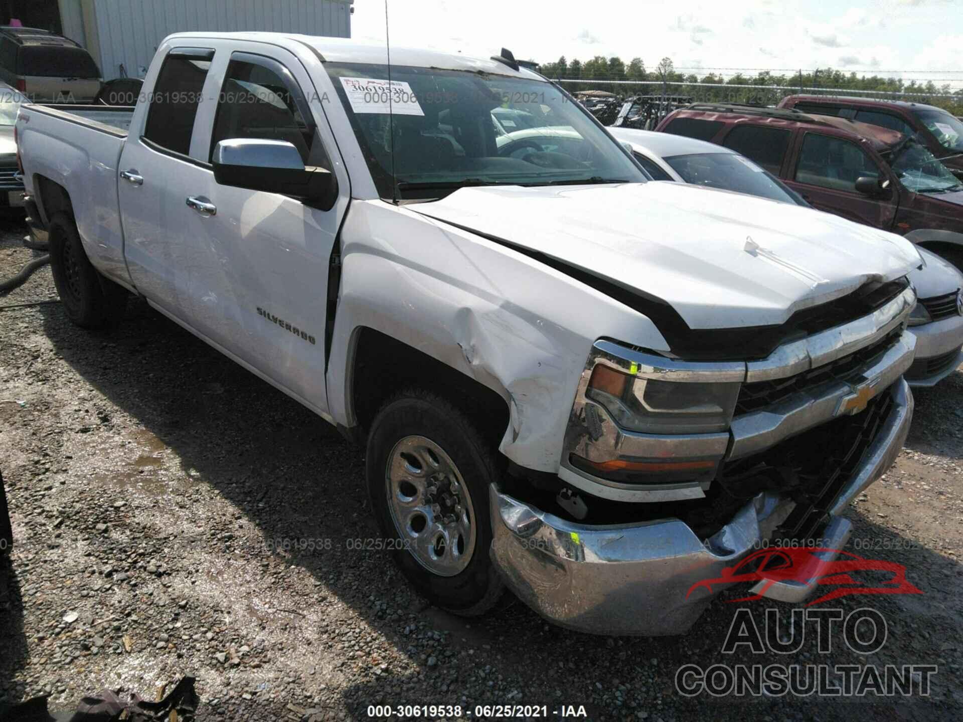 CHEVROLET SILVERADO 1500 2017 - 1GCVKNEH6HZ237997