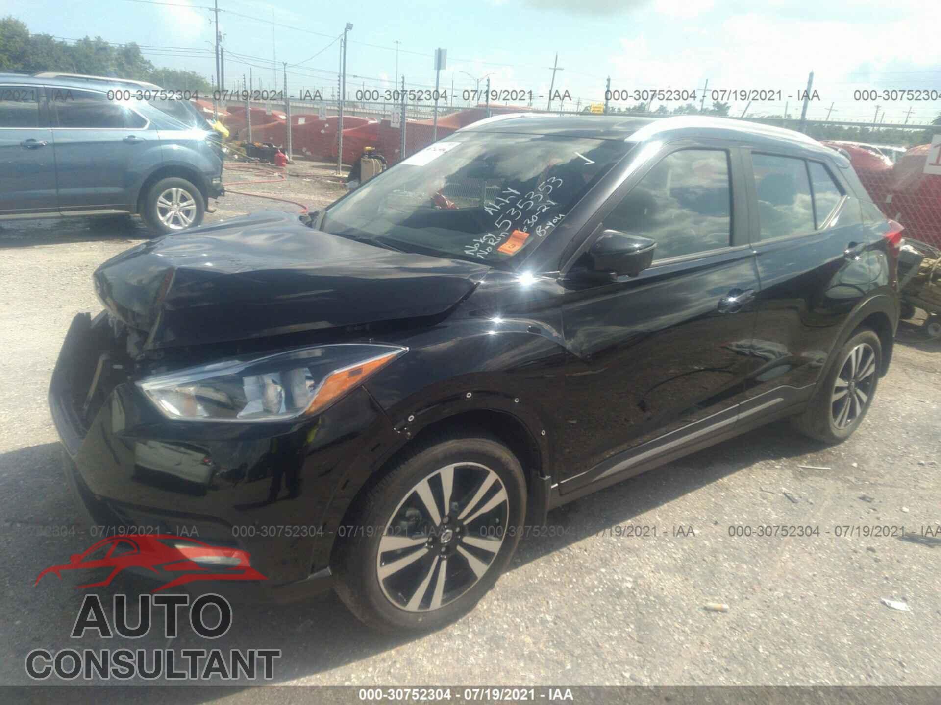 NISSAN KICKS 2019 - 3N1CP5CU3KL535353