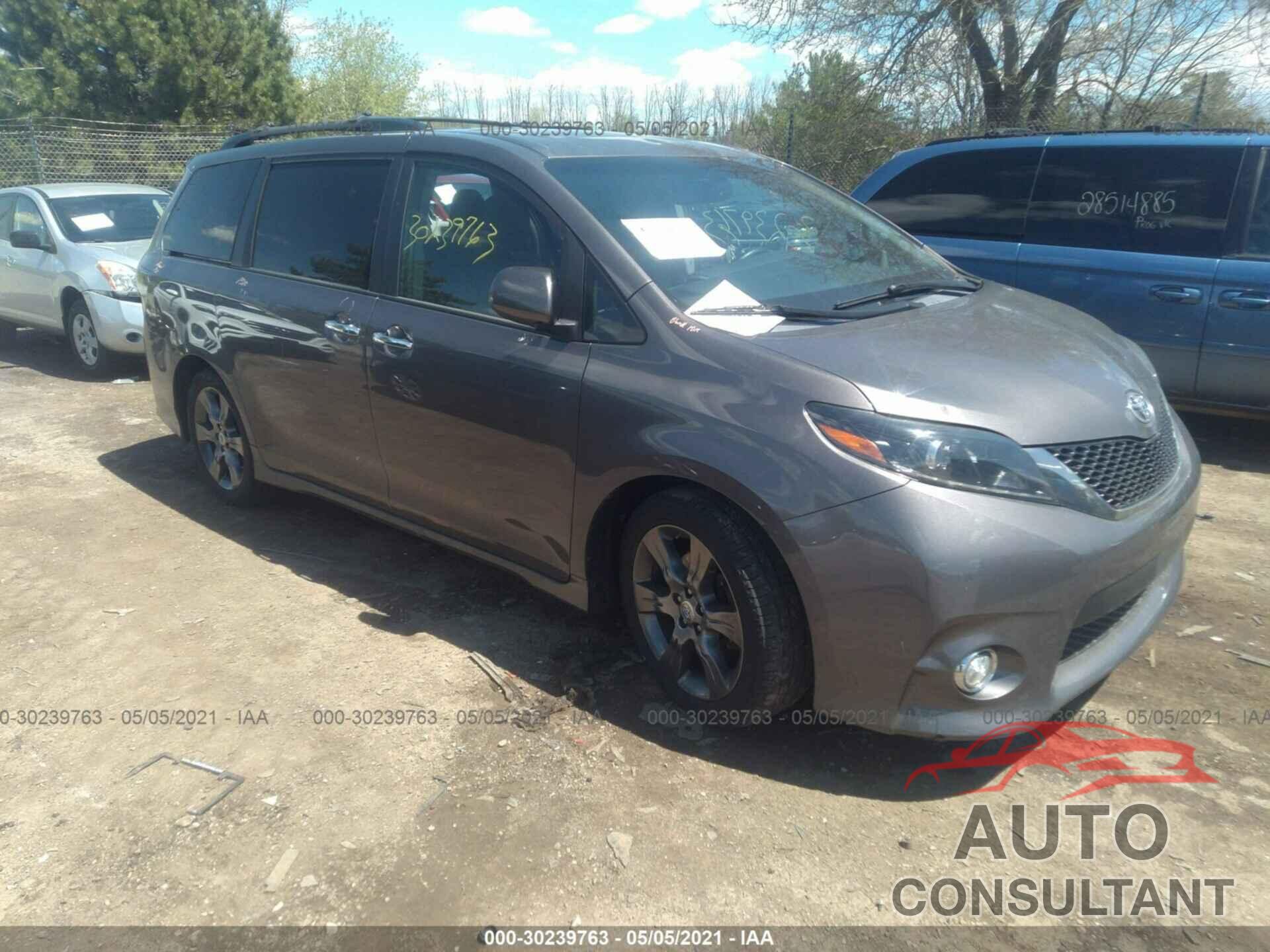 TOYOTA SIENNA 2016 - 5TDXK3DC1GS701894