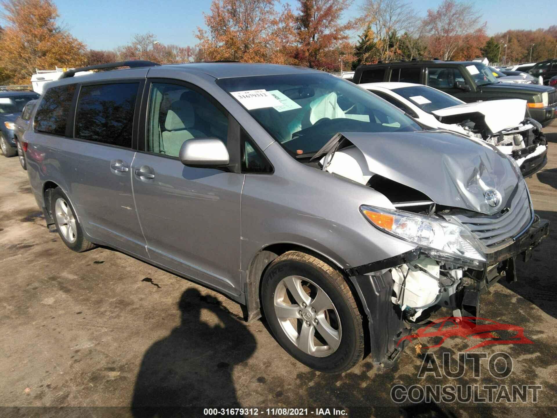 TOYOTA SIENNA 2017 - 5TDKZ3DC5HS870968