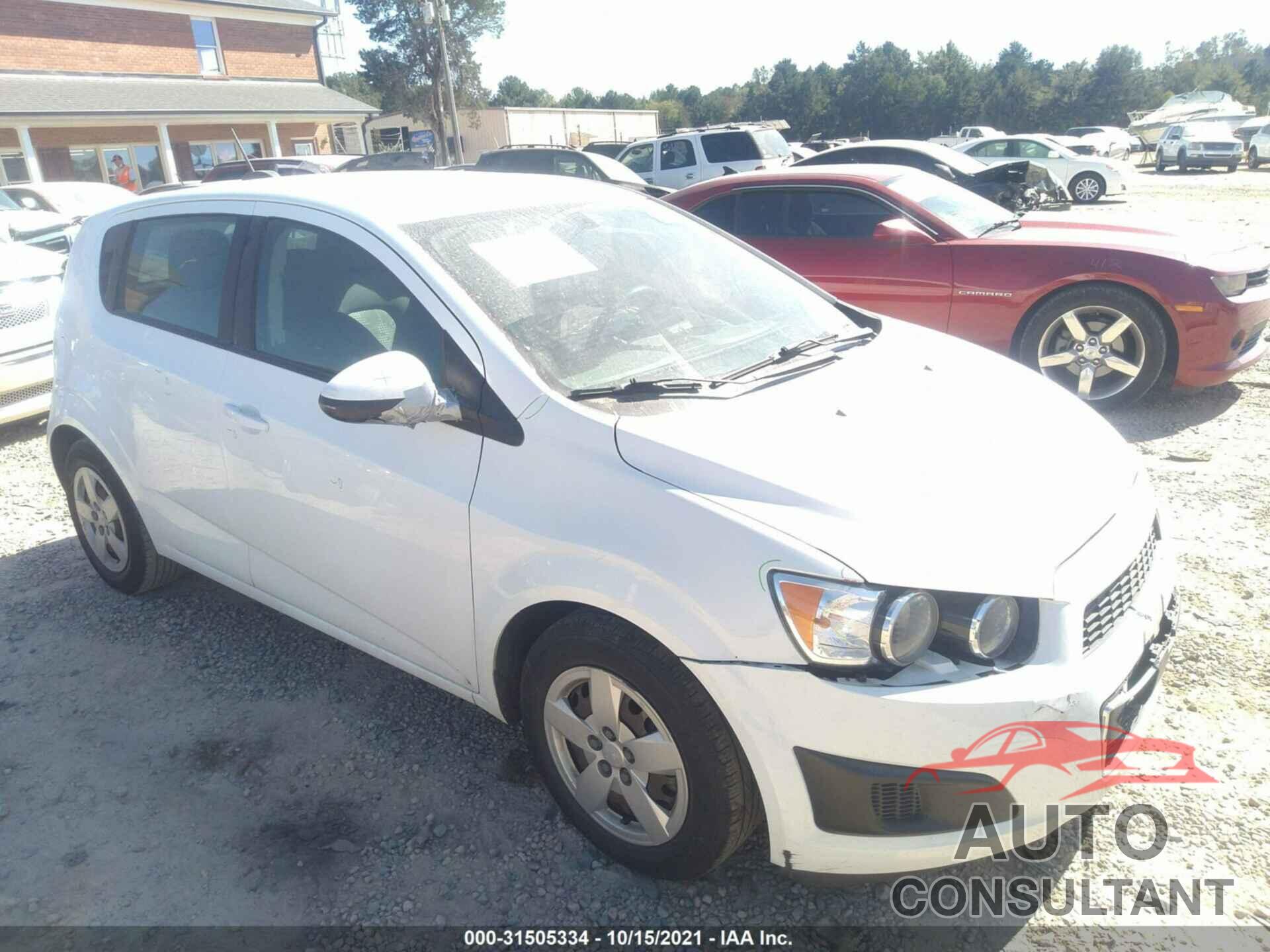 CHEVROLET SONIC 2016 - 1G1JA6SHXG4111111