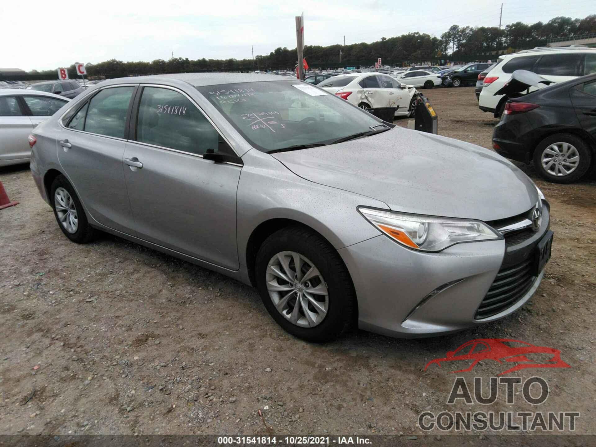TOYOTA CAMRY 2016 - 4T1BF1FK5GU510607