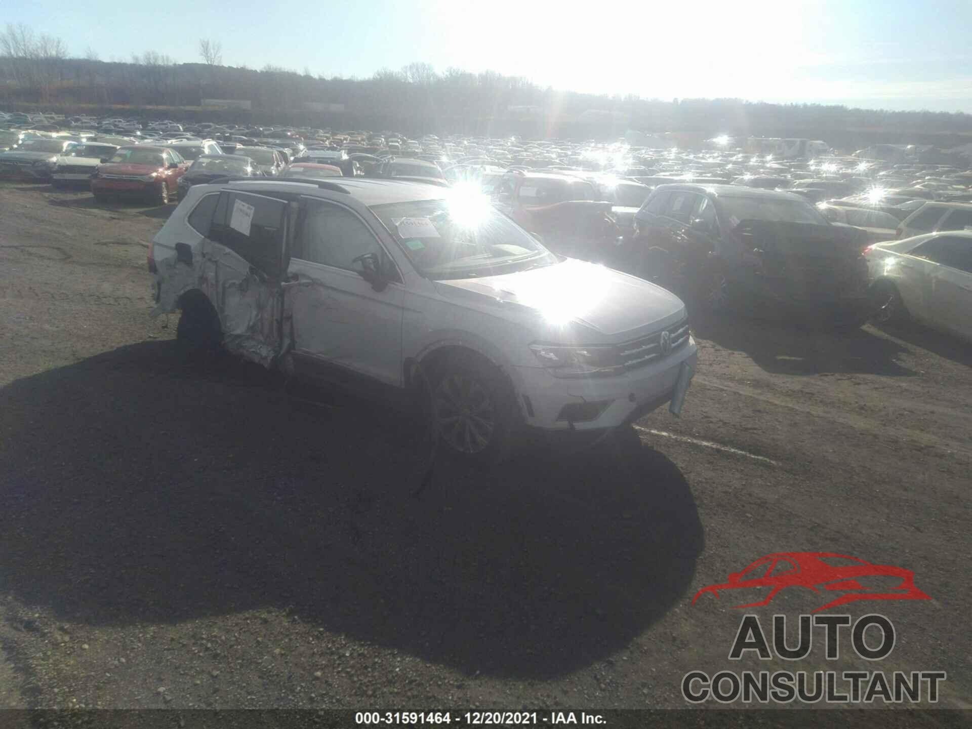 VOLKSWAGEN TIGUAN 2018 - 3VV2B7AX3JM136906