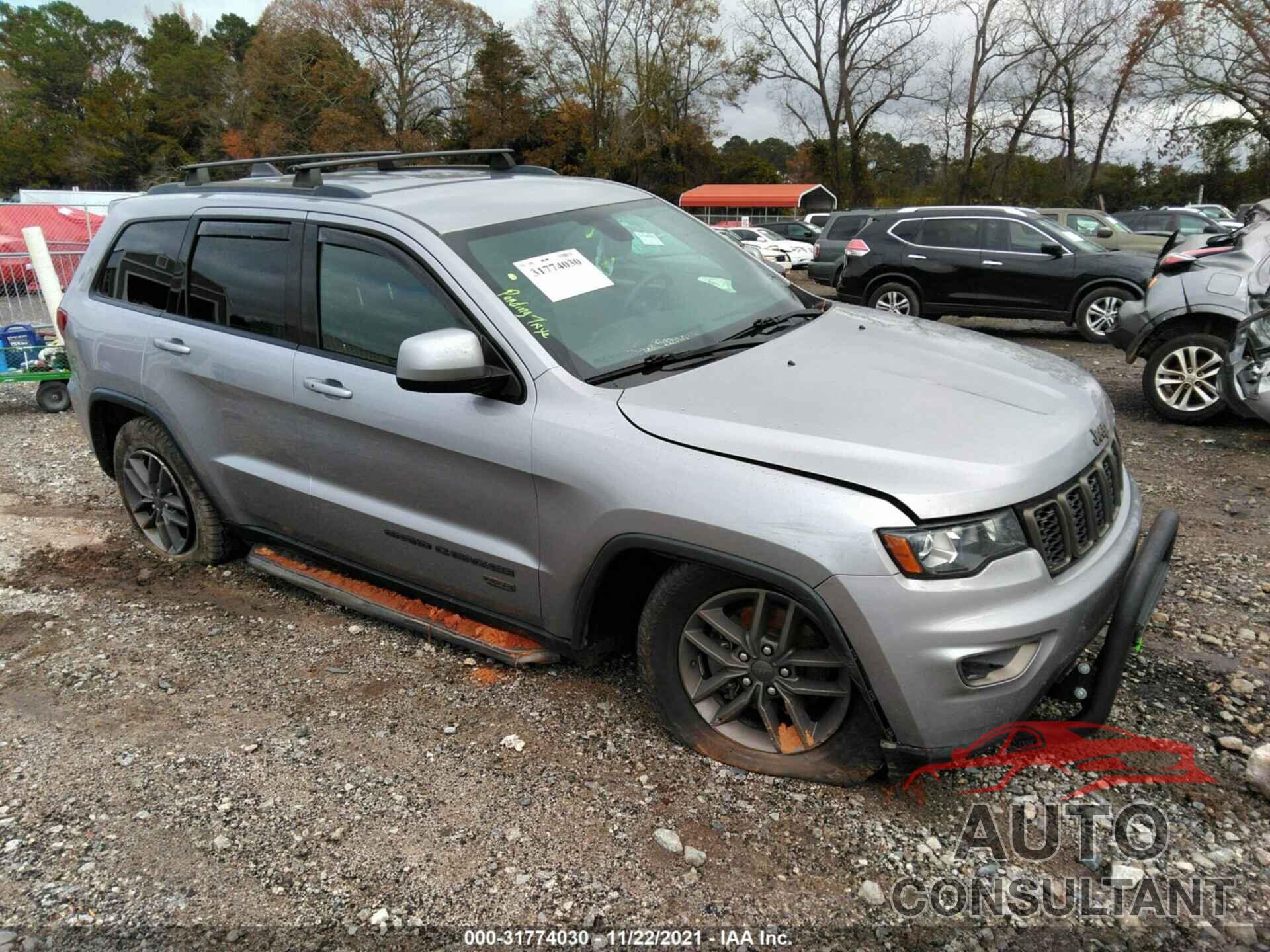 JEEP GRAND CHEROKEE 2017 - 1C4RJEAG0HC609368