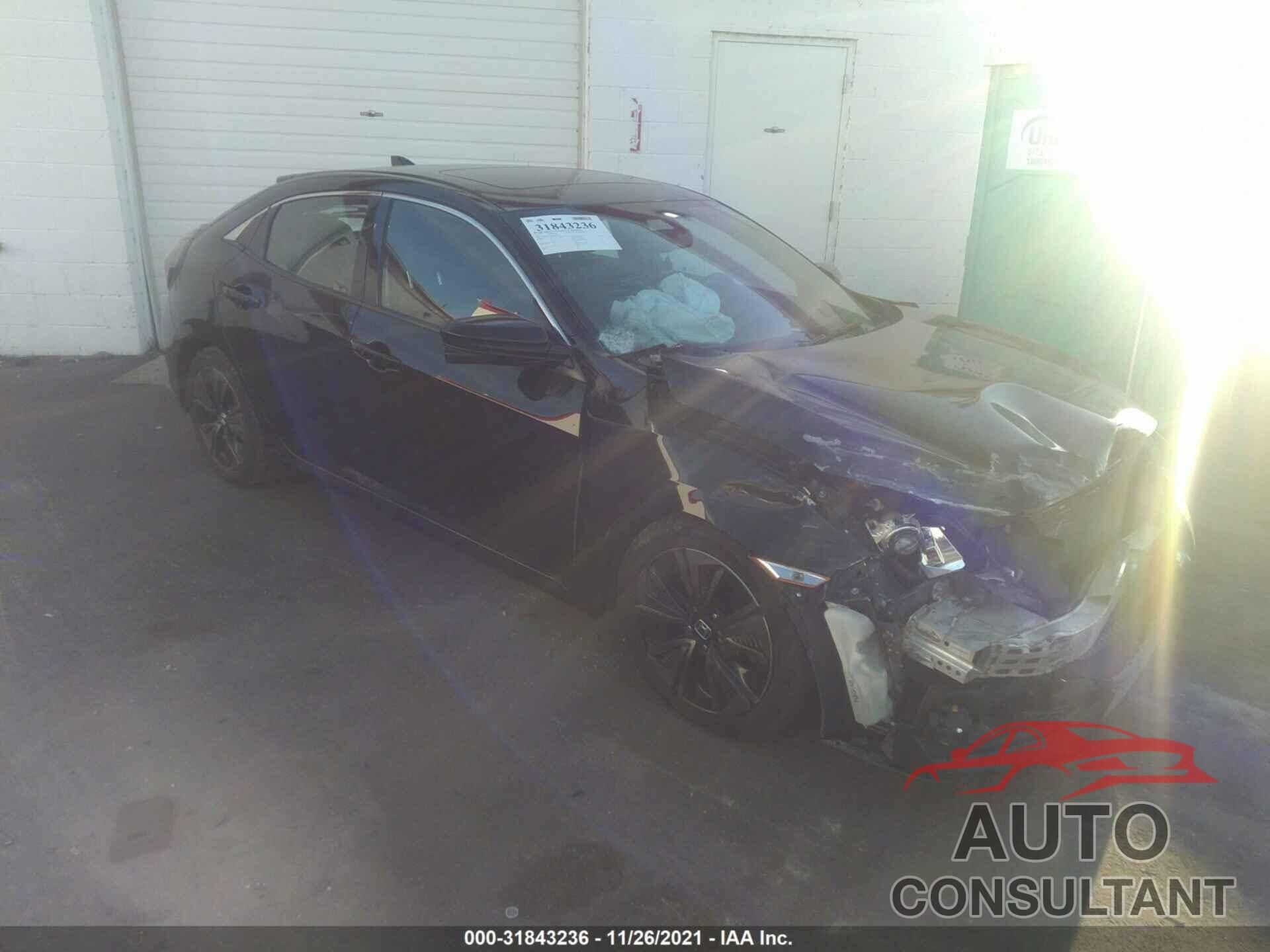 HONDA CIVIC HATCHBACK 2017 - SHHFK7H77HU401314
