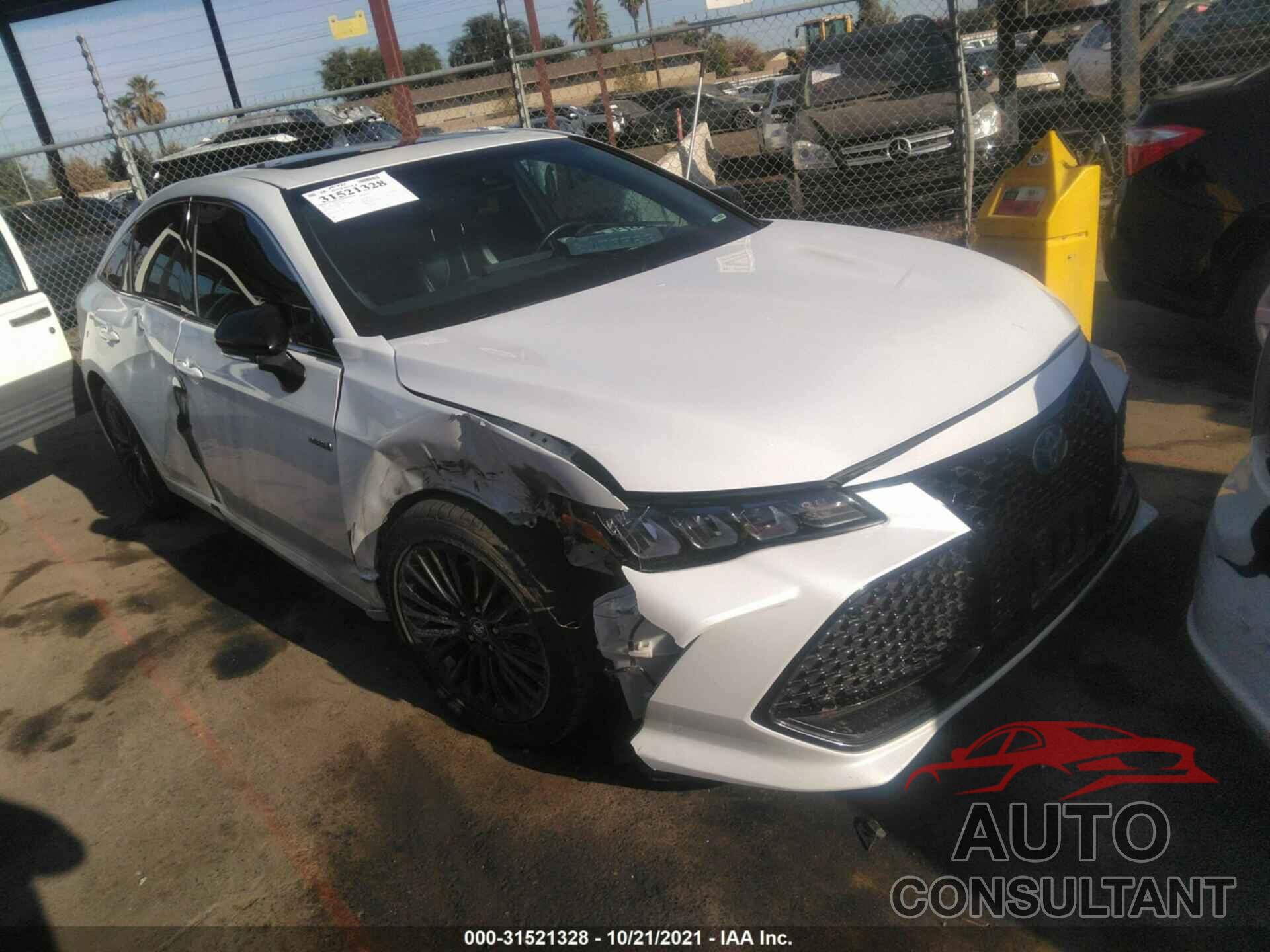 TOYOTA AVALON 2019 - 4T1B21FB1KU004826