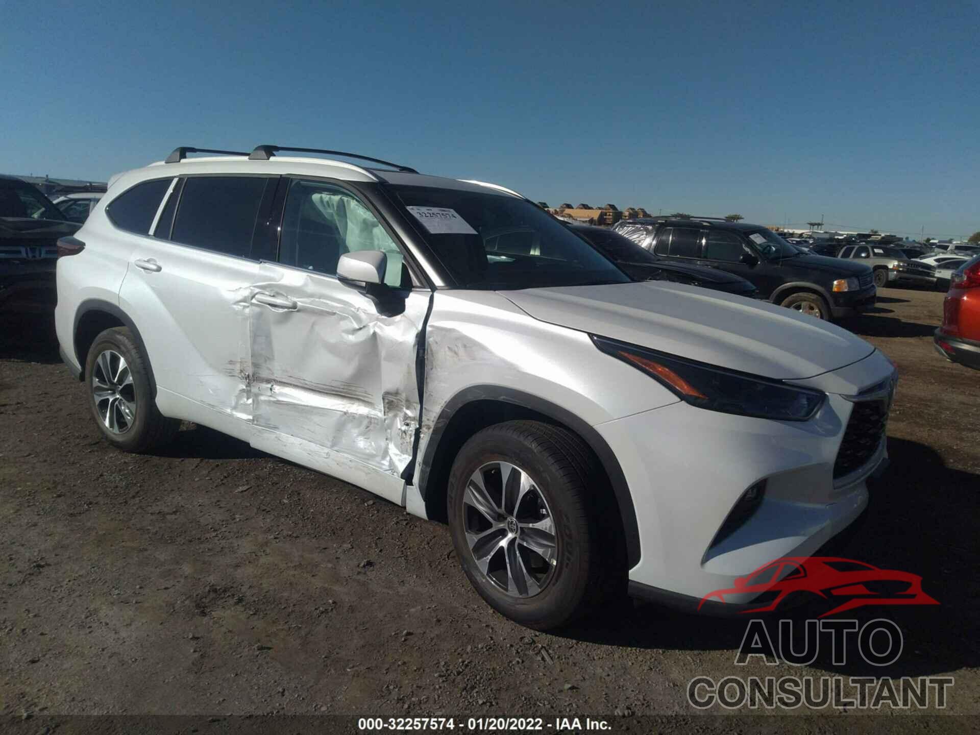 TOYOTA HIGHLANDER 2022 - 5TDHARAH6NS510611