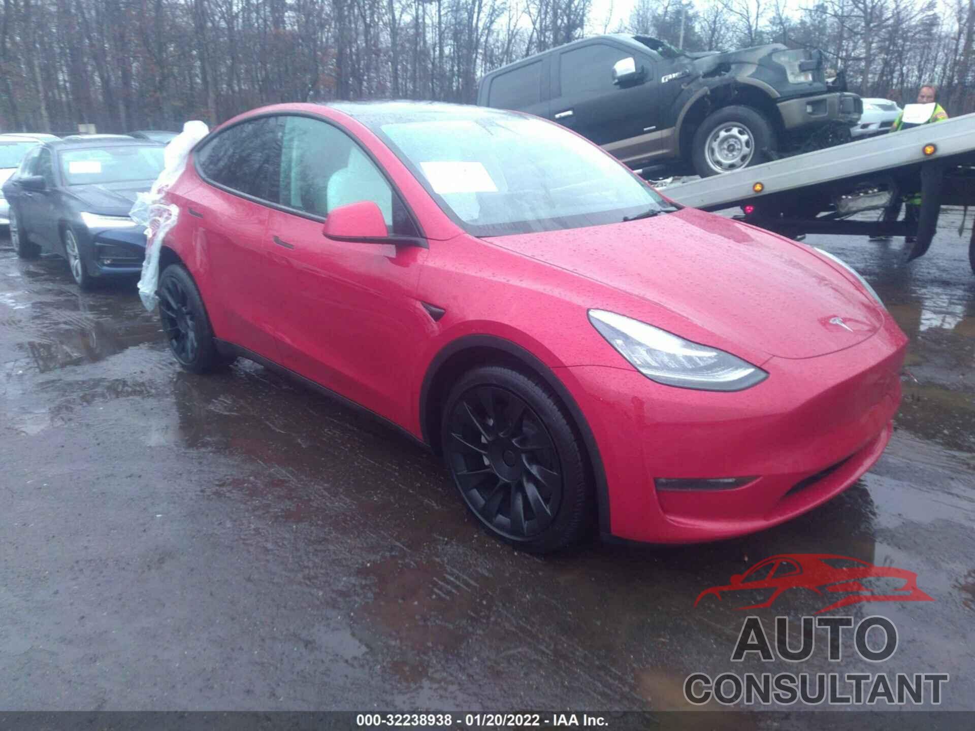 TESLA MODEL Y 2021 - 5YJYGDEE4MF104069