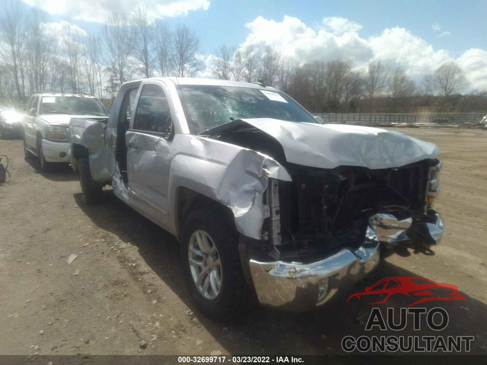 CHEVROLET SILVERADO 1500 2016 - 1GCVKREC9GZ396488